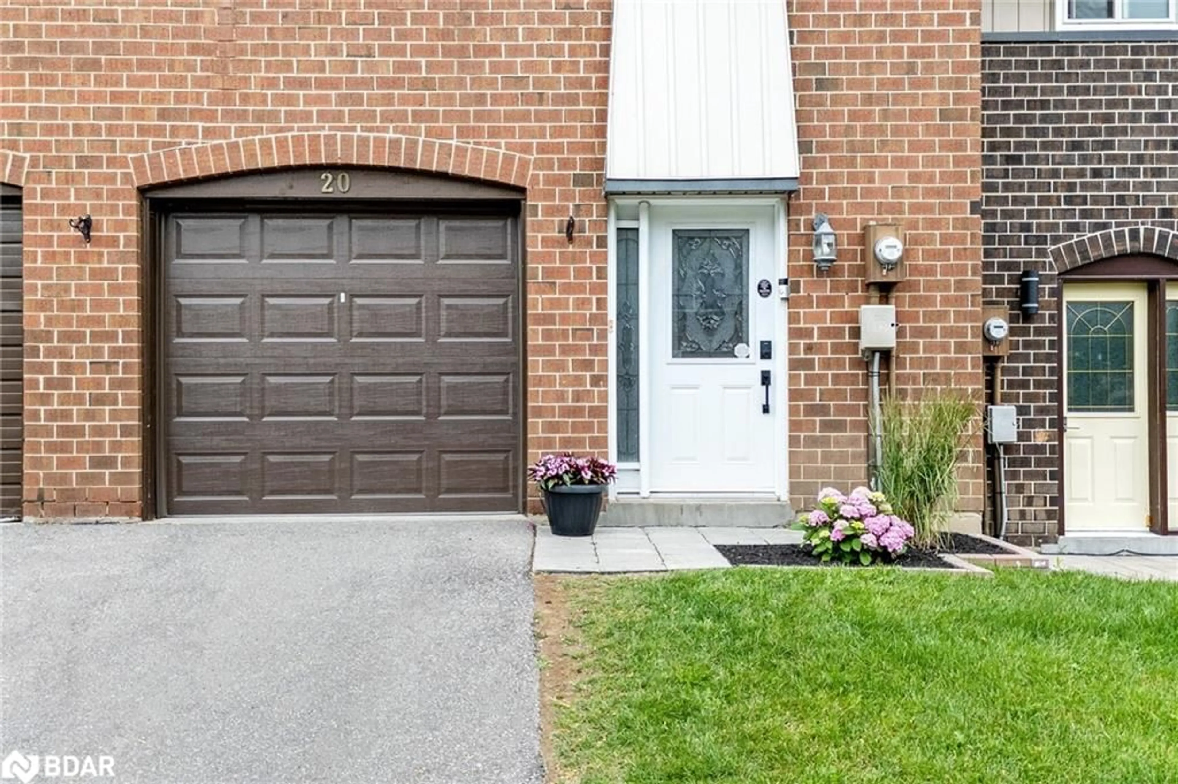 Home with brick exterior material, street for 318 Laurier Ave, Milton Ontario L9T 3M9