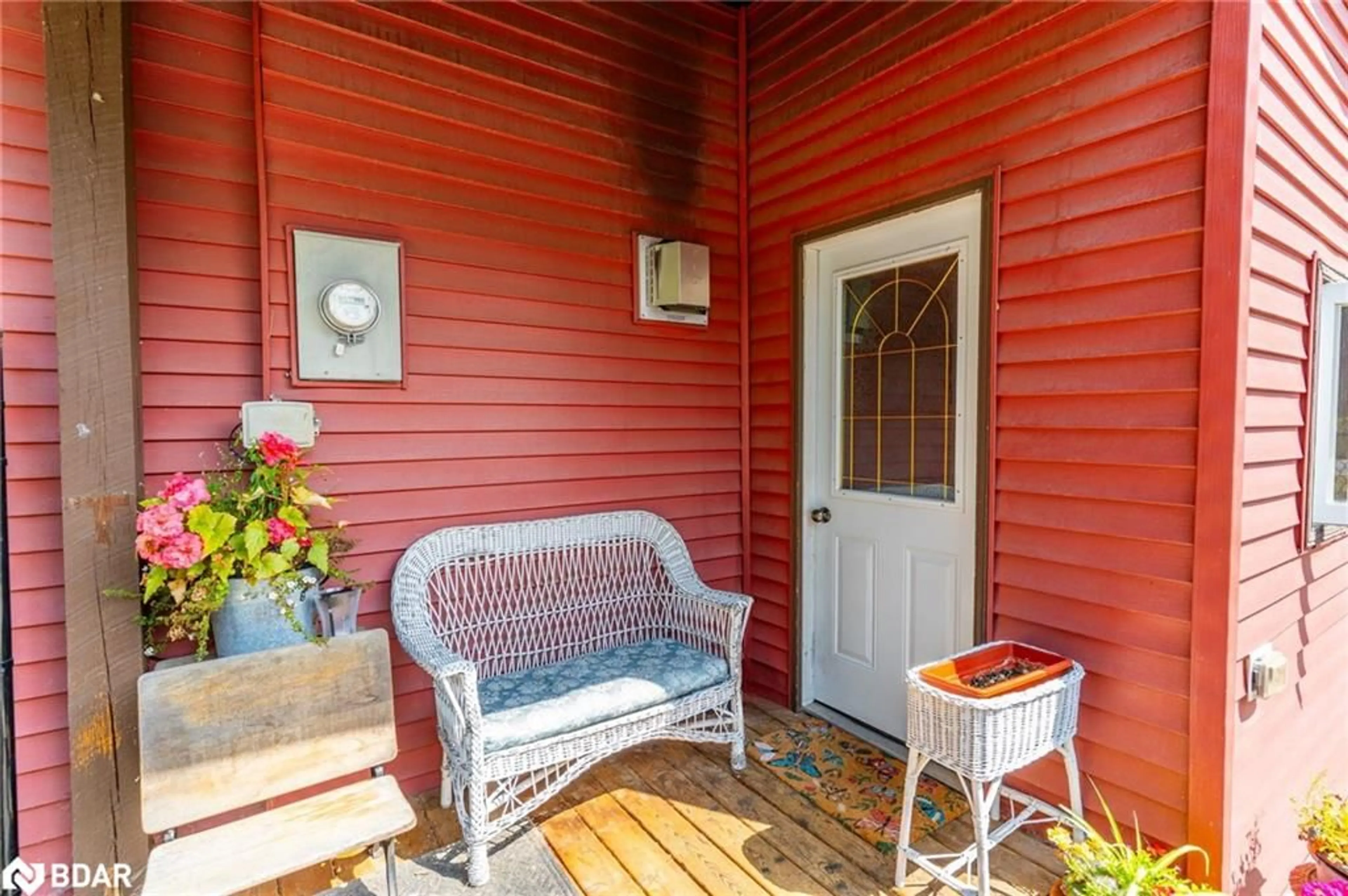 Patio, street for 322 Bobcaygeon Rd, Minden Ontario K0M 2K0