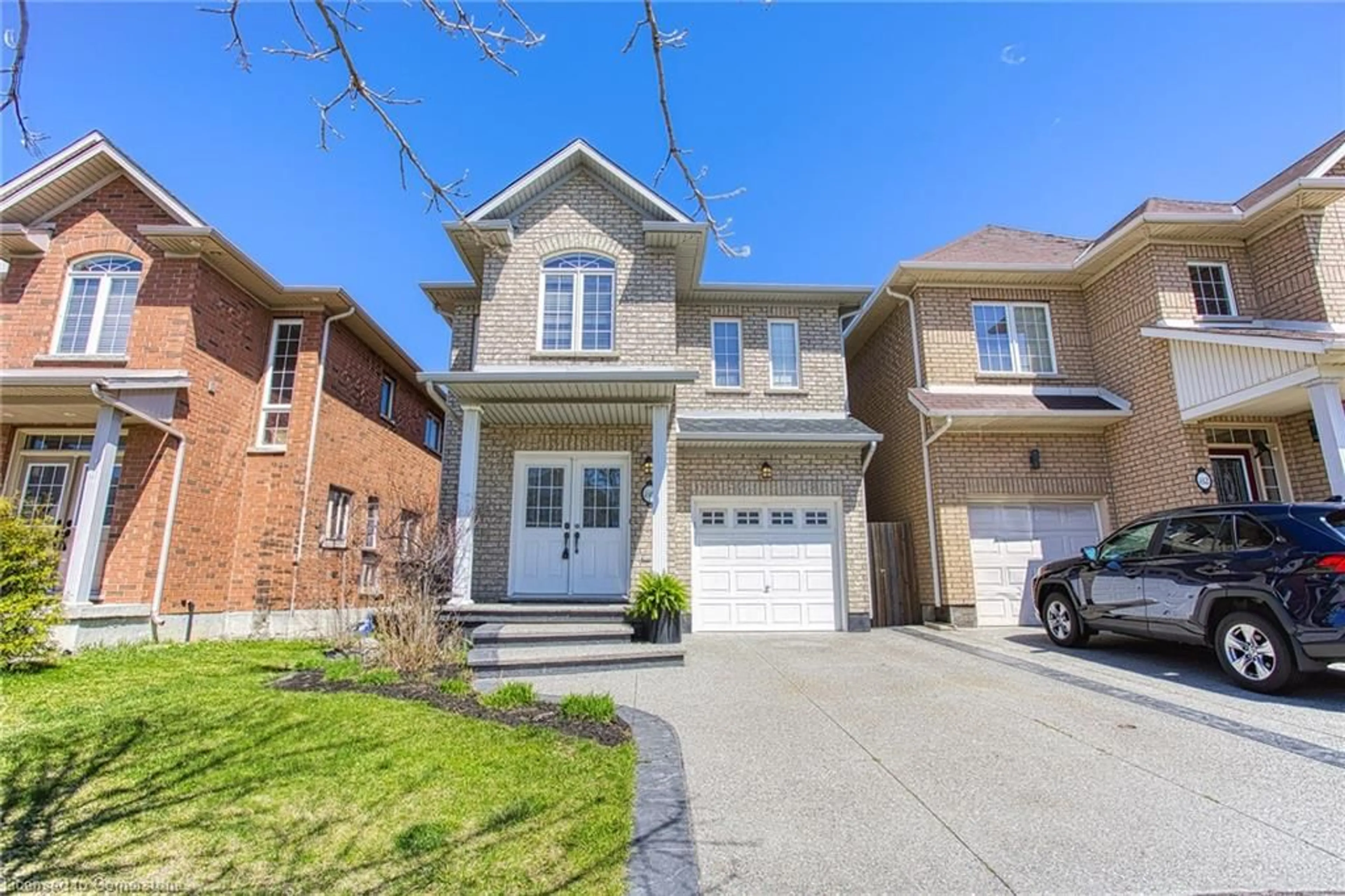Home with brick exterior material, street for 86 Glendarling Cres, Stoney Creek Ontario L8E 0B1