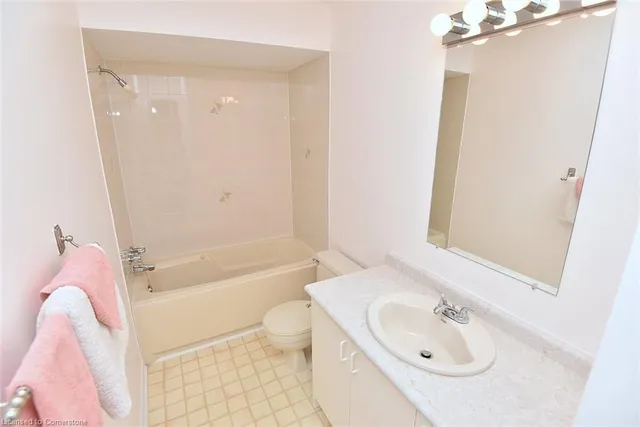 Additional image 27 of 26 Moss Blvd Unit 37
