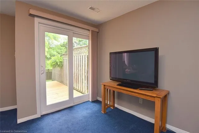 Additional image 32 of 26 Moss Blvd Unit 37