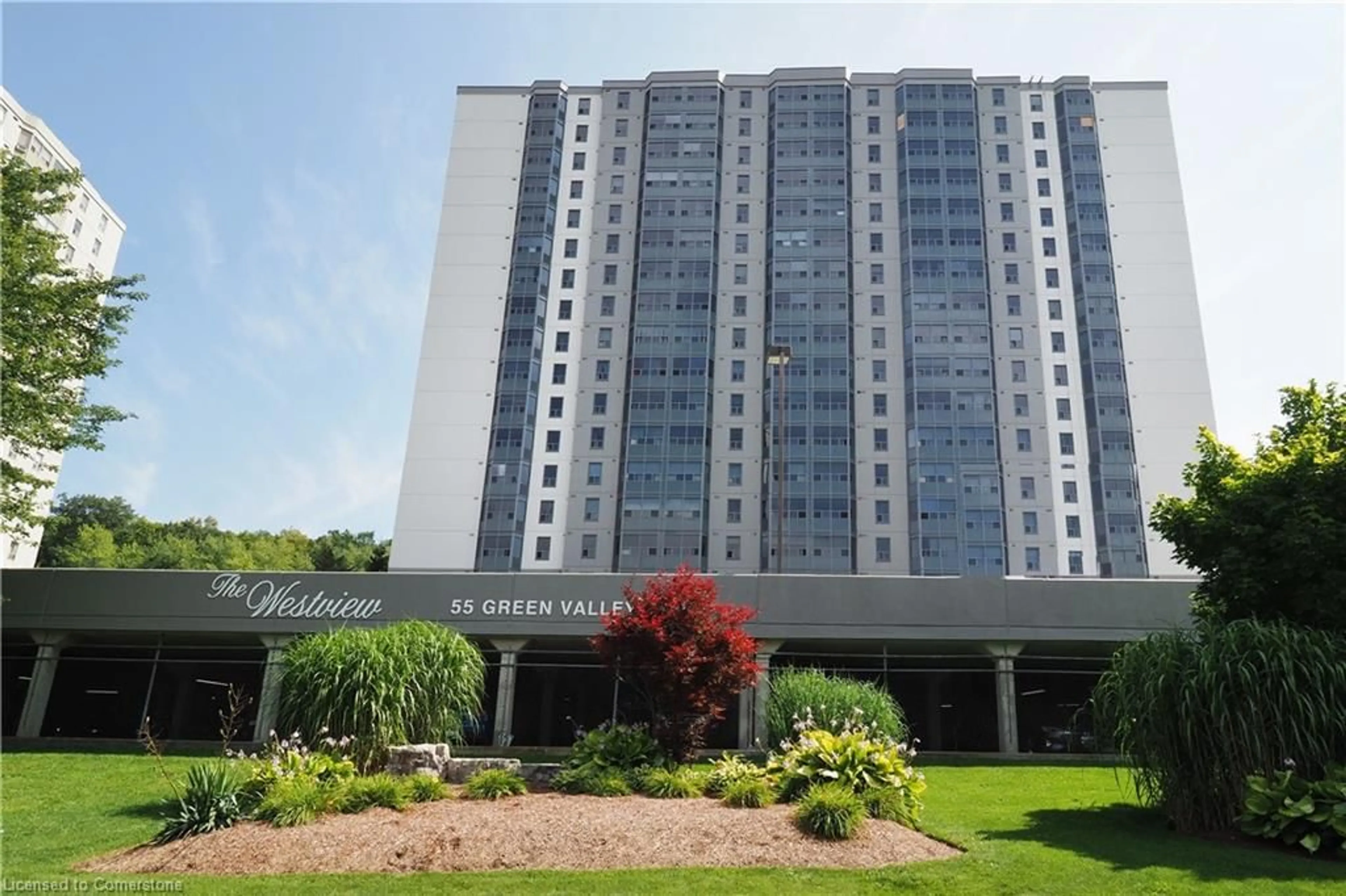 Indoor foyer for 55 Green Valley Dr #609, Kitchener Ontario N2P 1Z6
