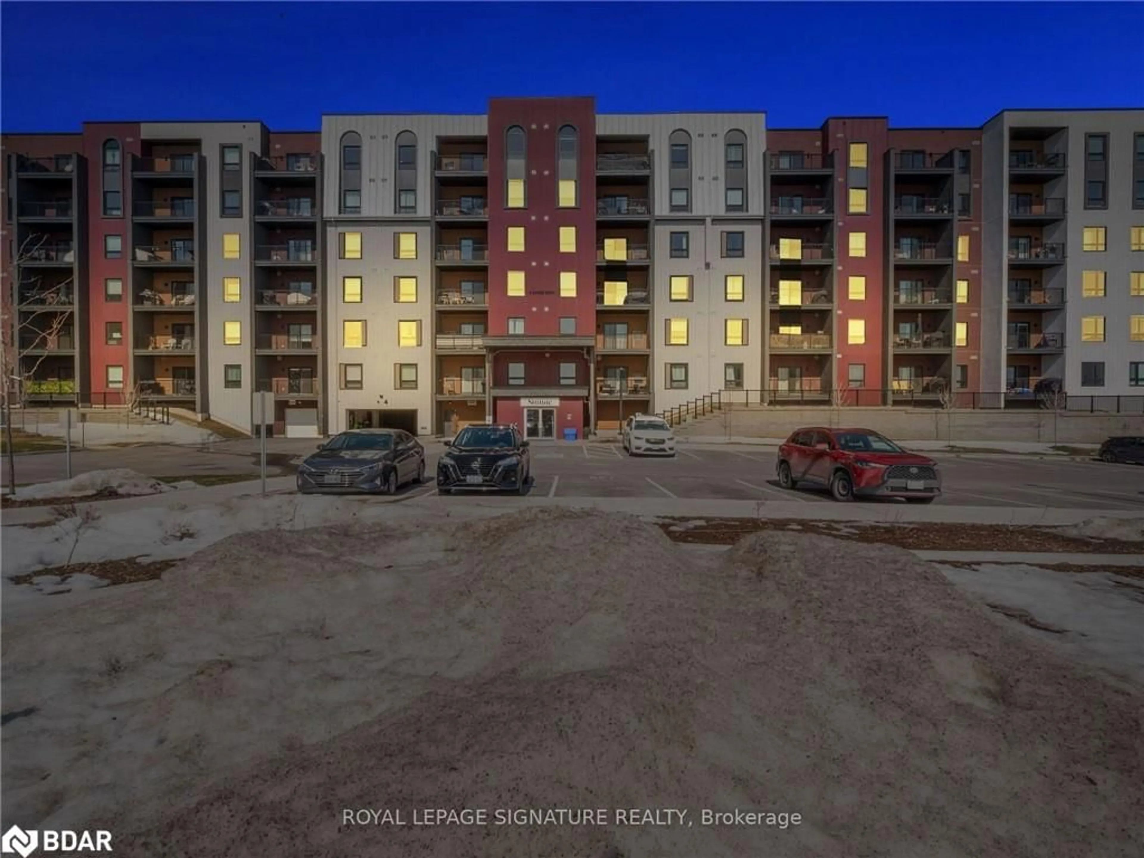 A pic from outside/outdoor area/front of a property/back of a property/a pic from drone, unknown for 4 Spice Way #212, Barrie Ontario L9J 0M2