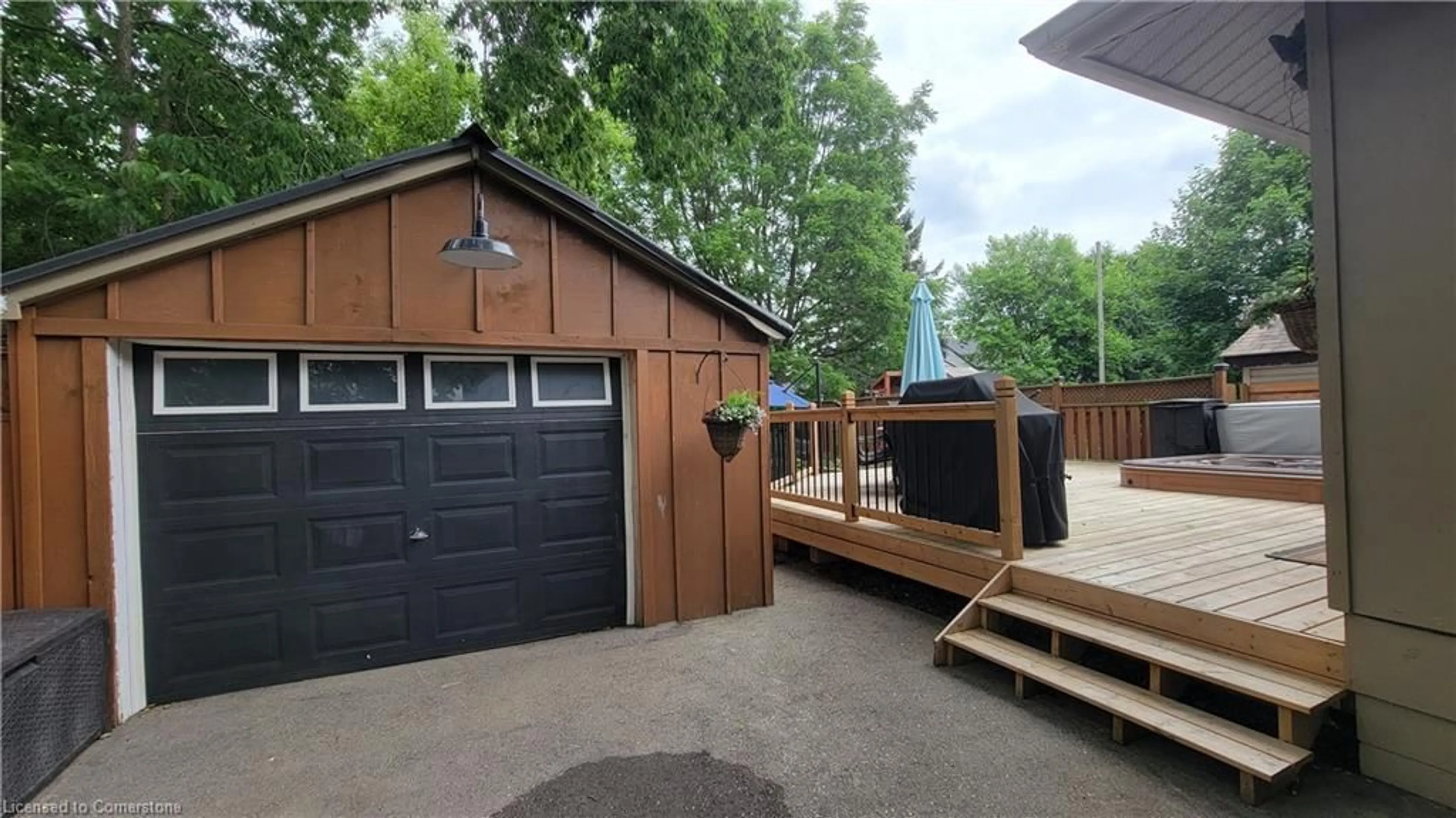 Unknown for 253 Dolph St, Cambridge Ontario N3H 2C1