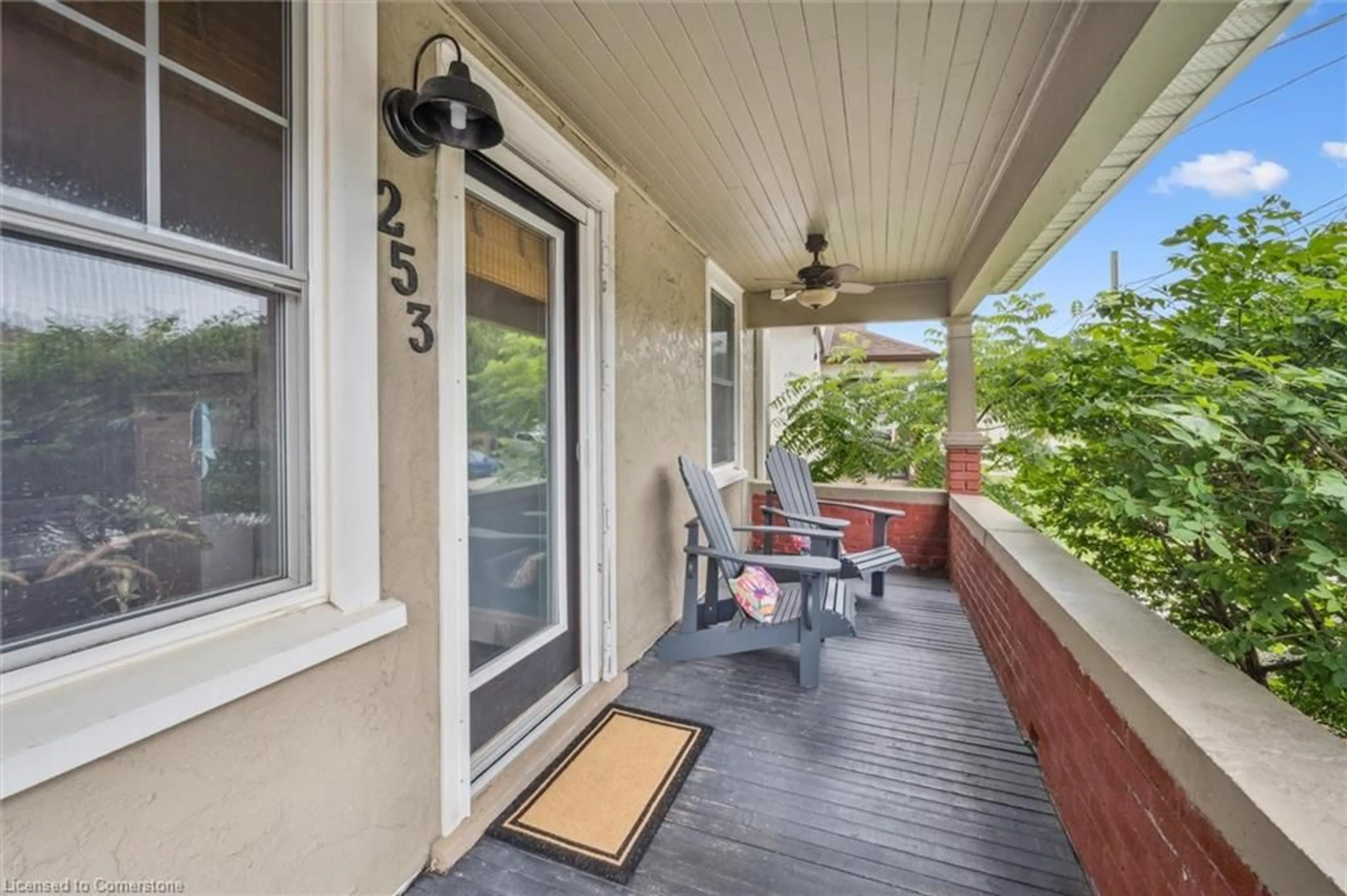 Patio, street for 253 Dolph St, Cambridge Ontario N3H 2C1