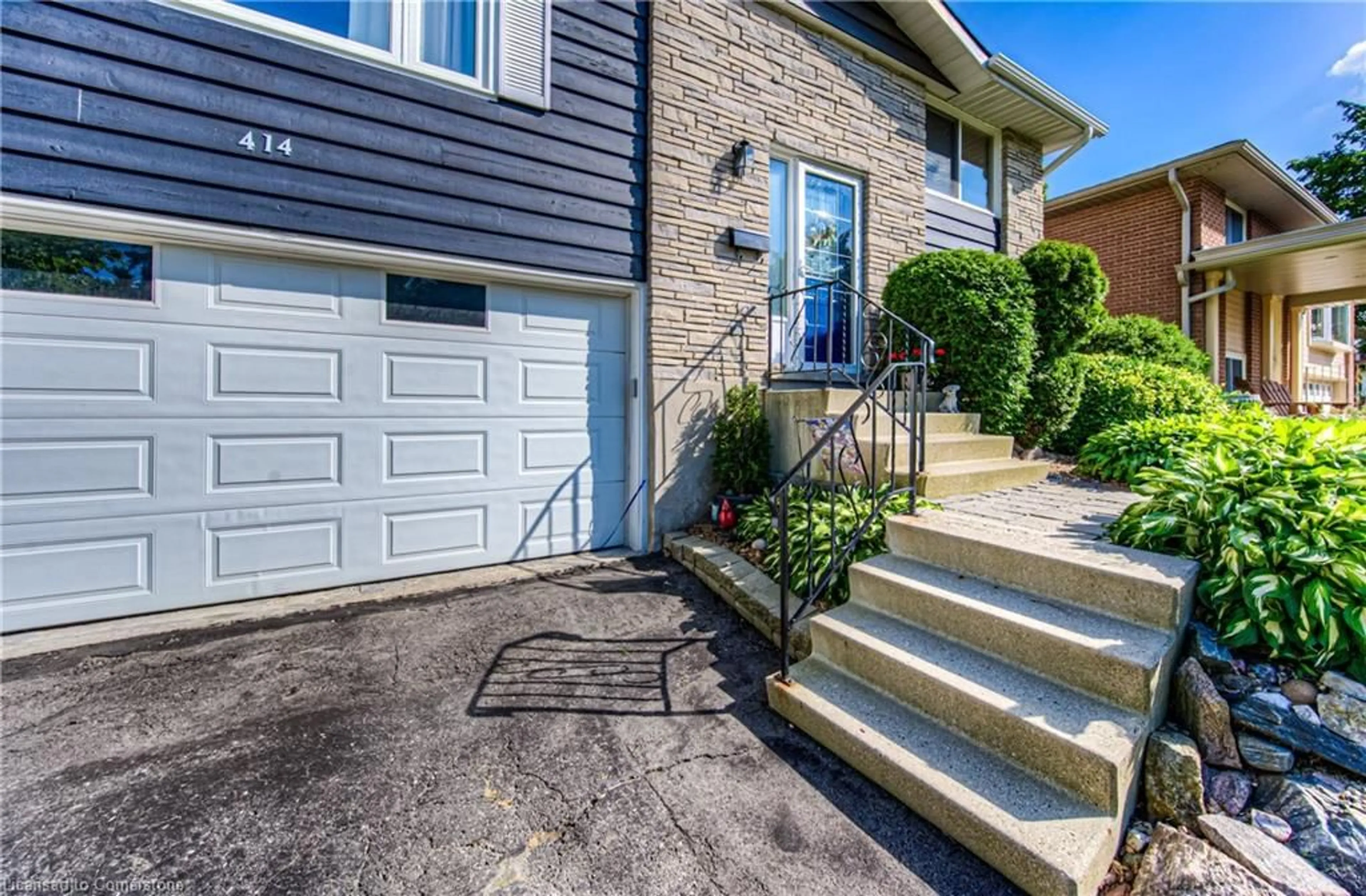 Unknown for 414 Lakeview Dr, Waterloo Ontario N2L 4Z6