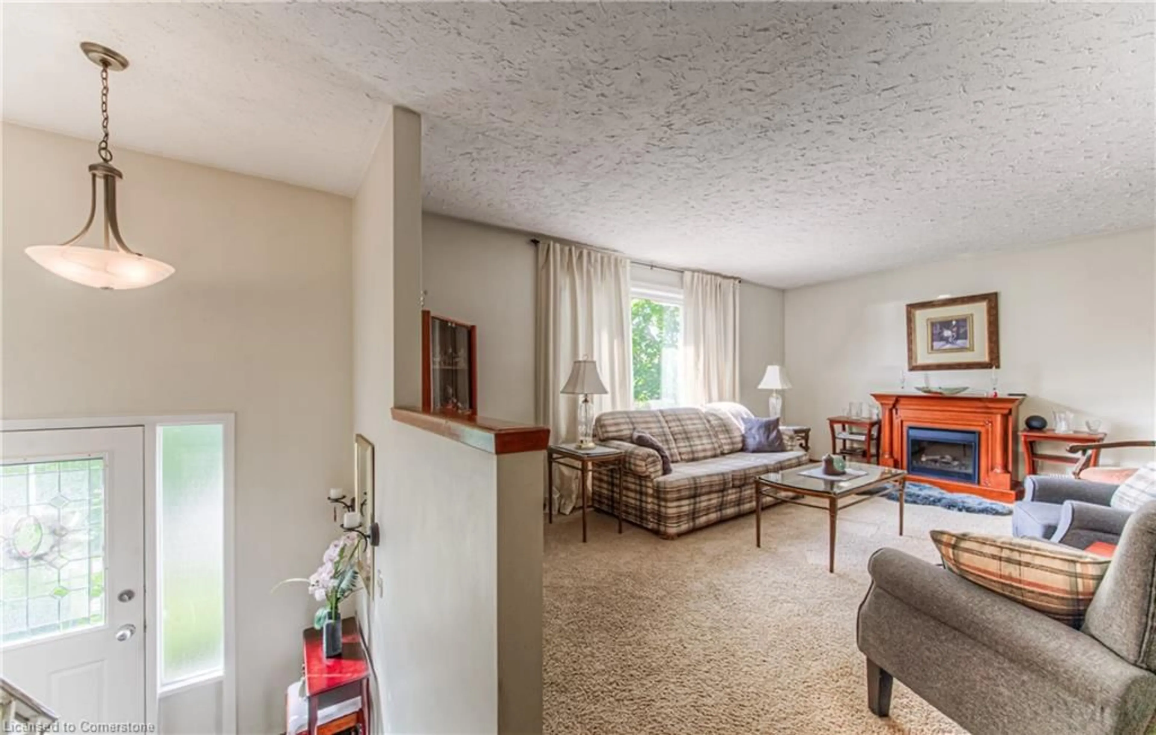 Living room with furniture, unknown for 414 Lakeview Dr, Waterloo Ontario N2L 4Z6