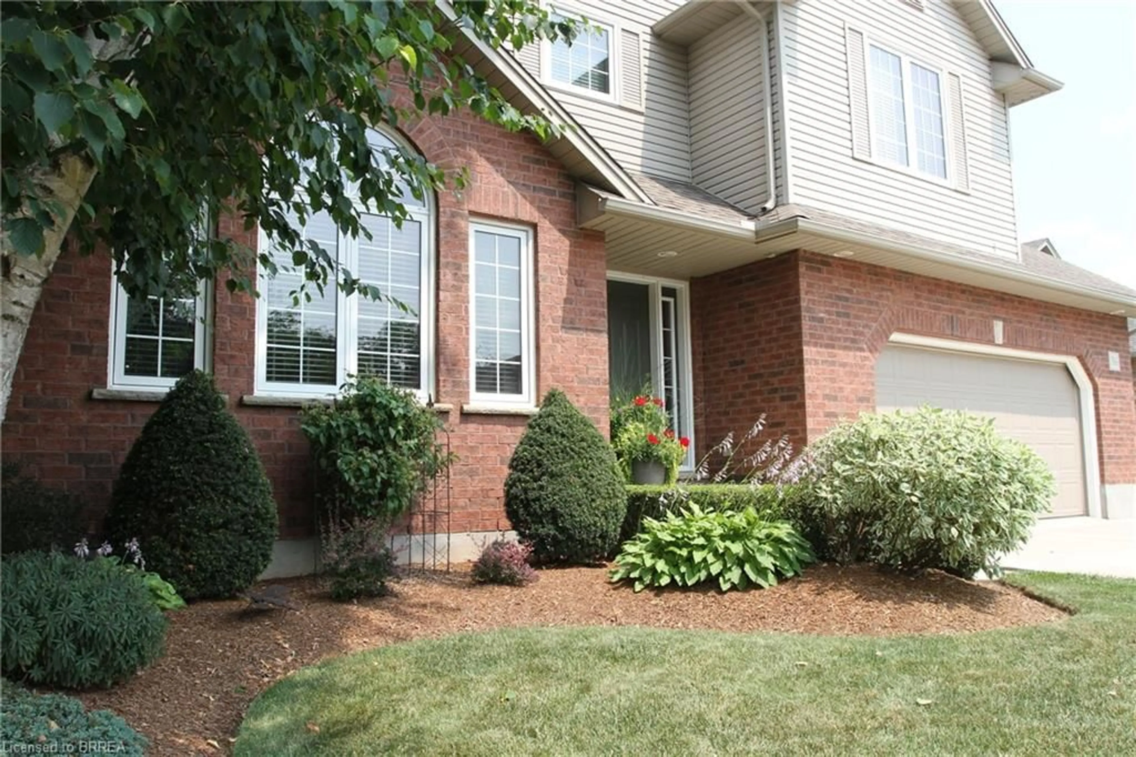 Home with brick exterior material, street for 36 Laschinger Blvd, New Hamburg Ontario N3A 2G7
