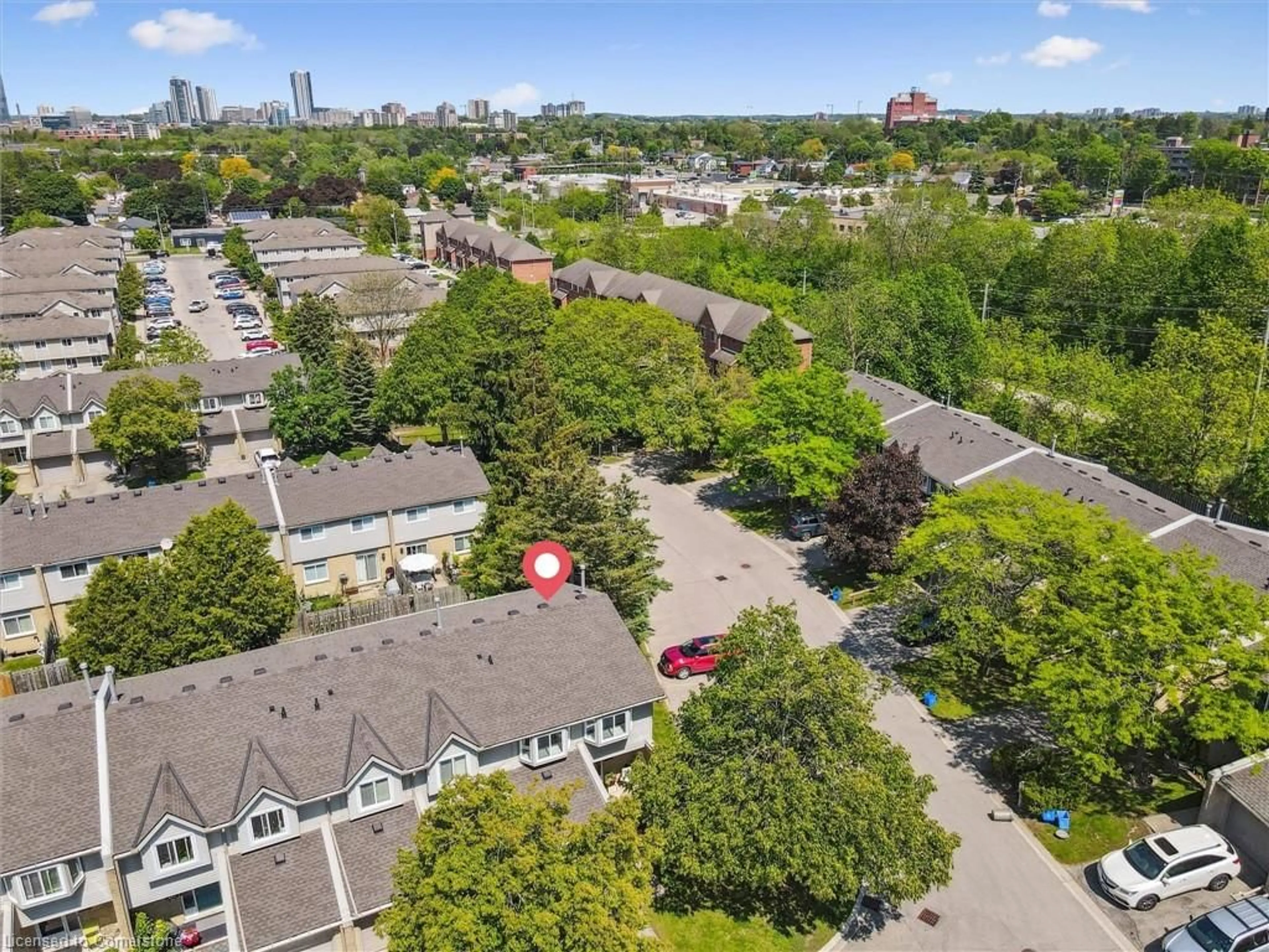 A pic from outside/outdoor area/front of a property/back of a property/a pic from drone, city buildings view from balcony for 29 Paulander Dr #17, Kitchener Ontario N2M 5L2