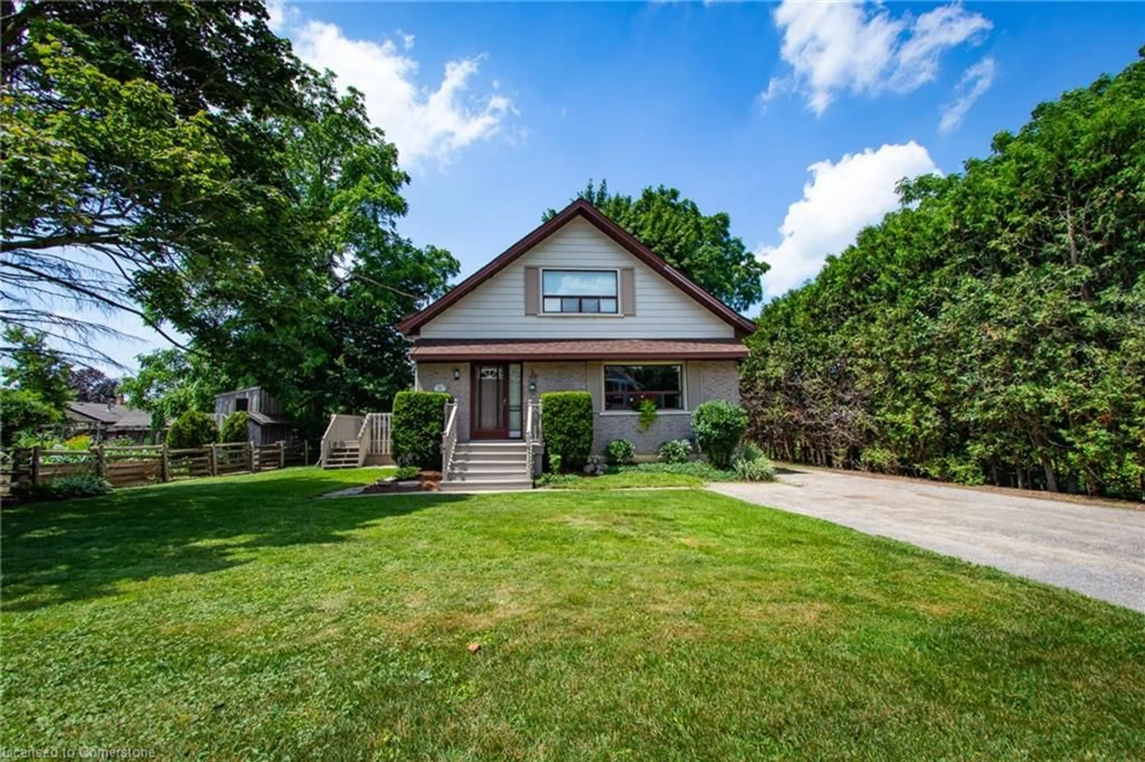 Home with vinyl exterior material, street for 1277 King St, St. Jacobs Ontario N0B 2N0