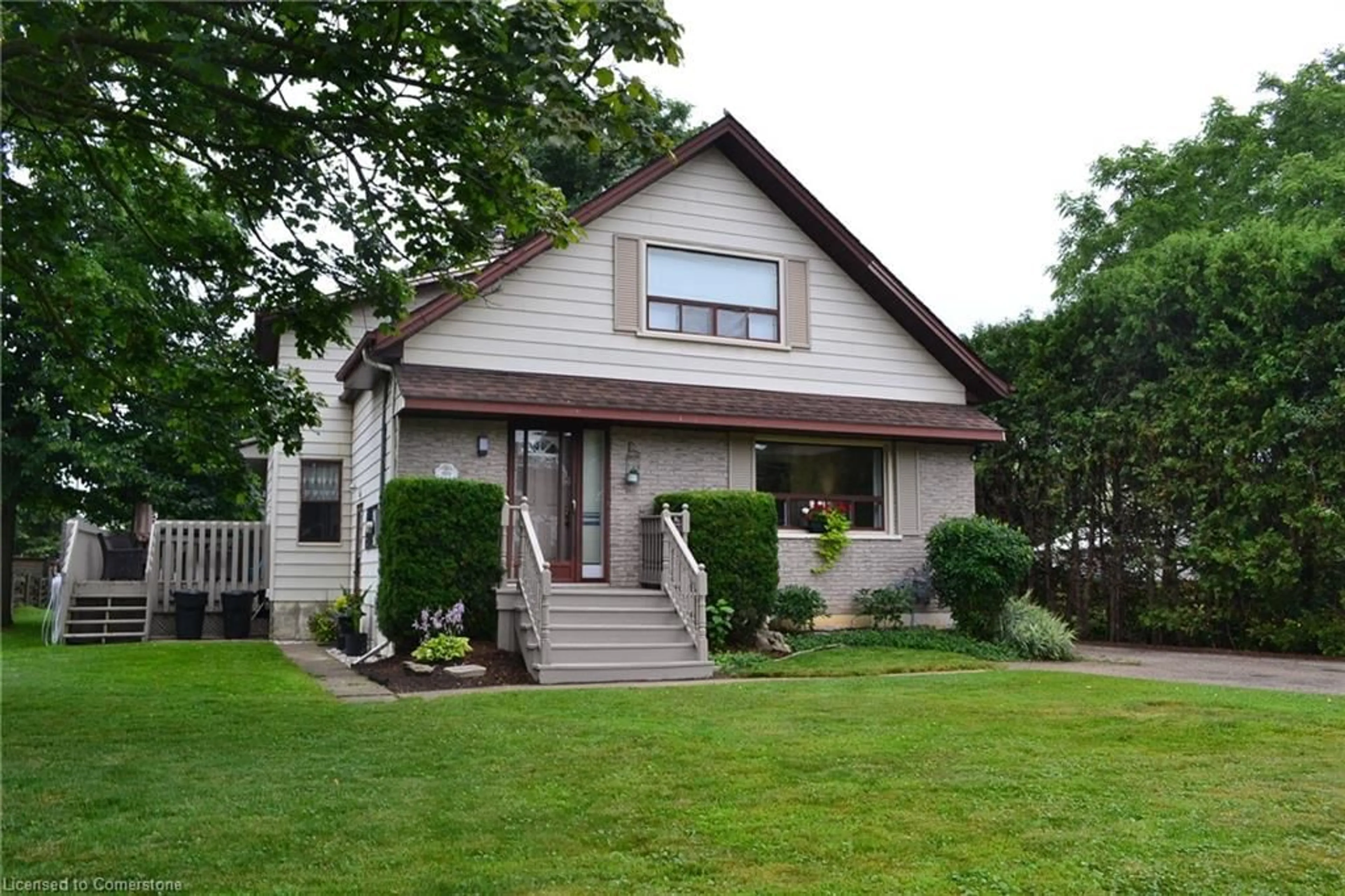 Home with vinyl exterior material, street for 1277 King St, St. Jacobs Ontario N0B 2N0