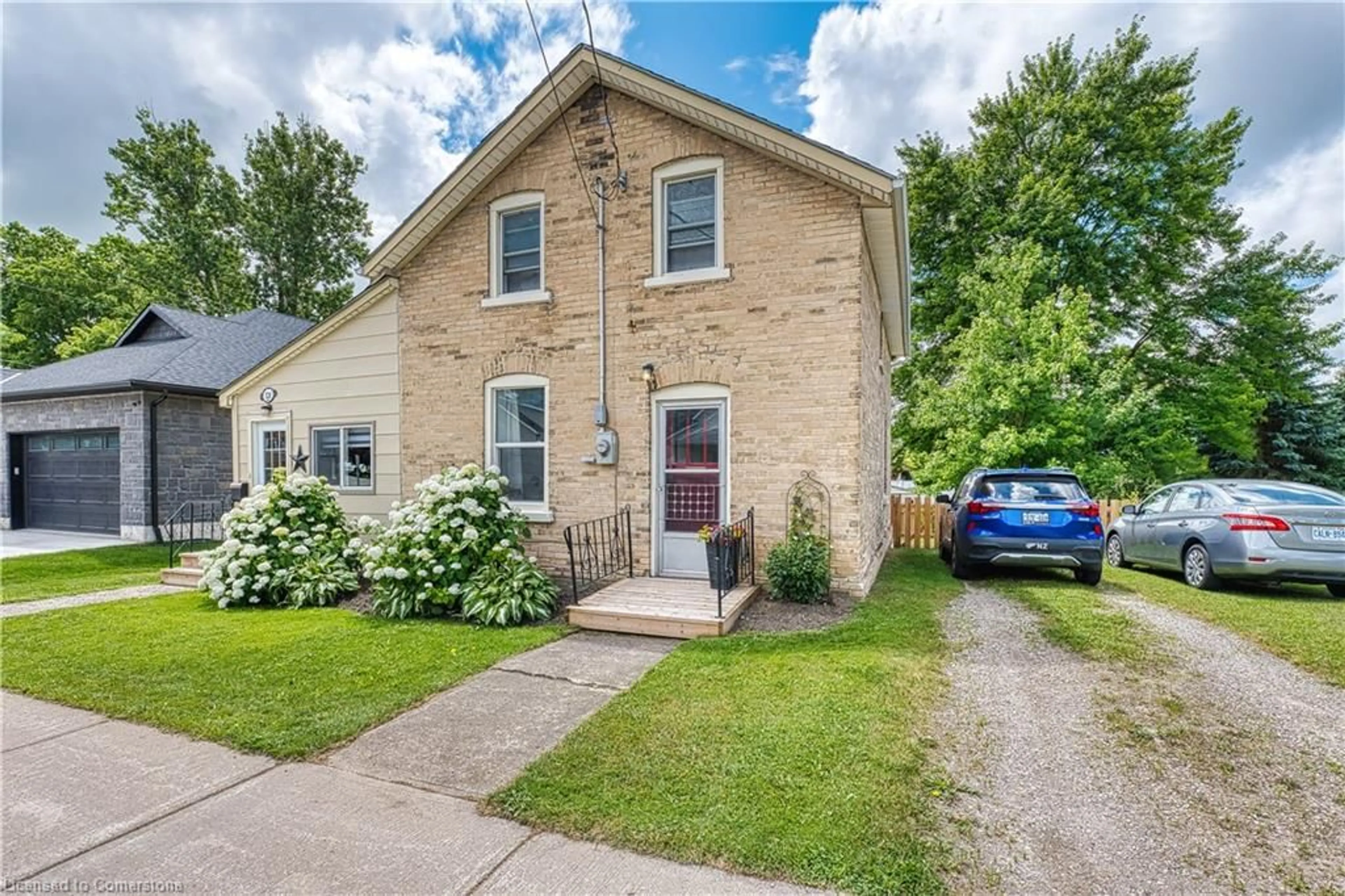 Home with brick exterior material, street for 520 Elma St, Listowel Ontario N4W 1W3