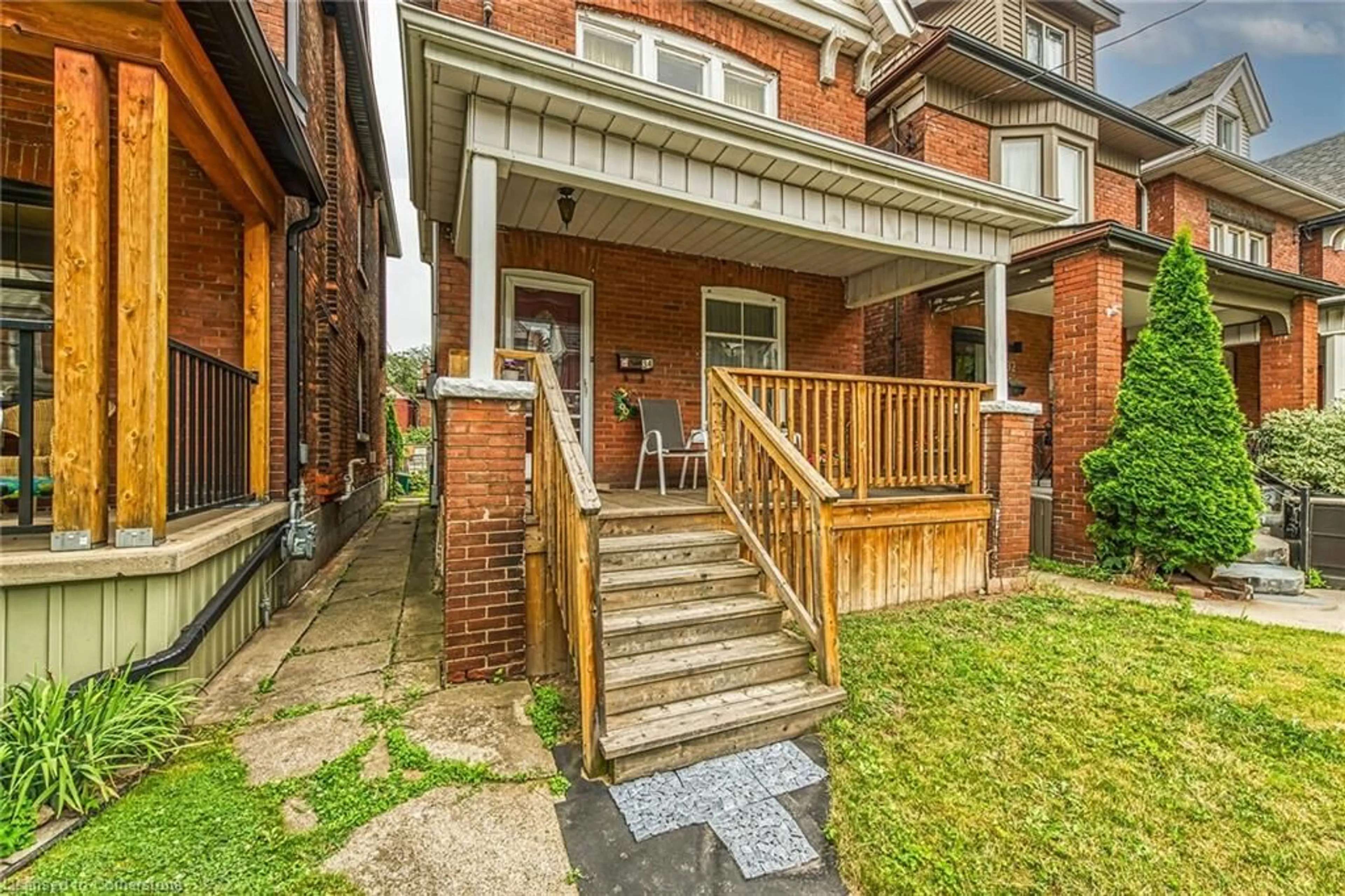 Home with brick exterior material, street for 34 Garfield Ave, Hamilton Ontario L8M 2R6