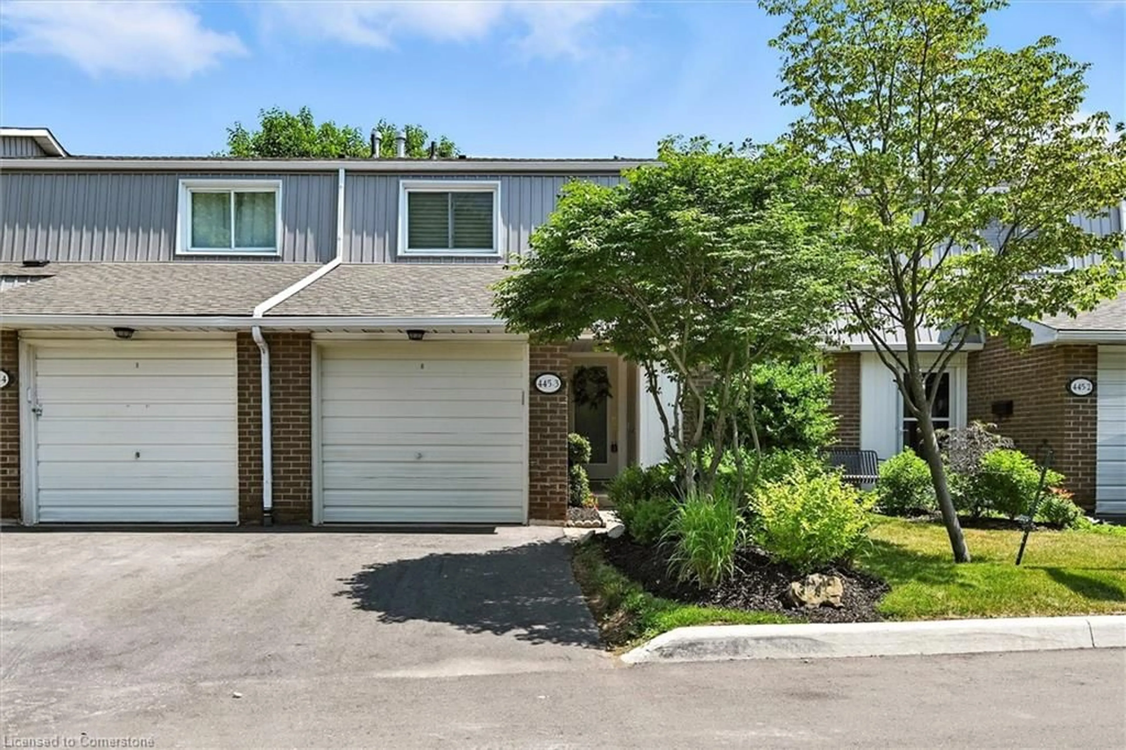 Unknown for 445 Woodview Rd #3, Burlington Ontario L7N 2Z9