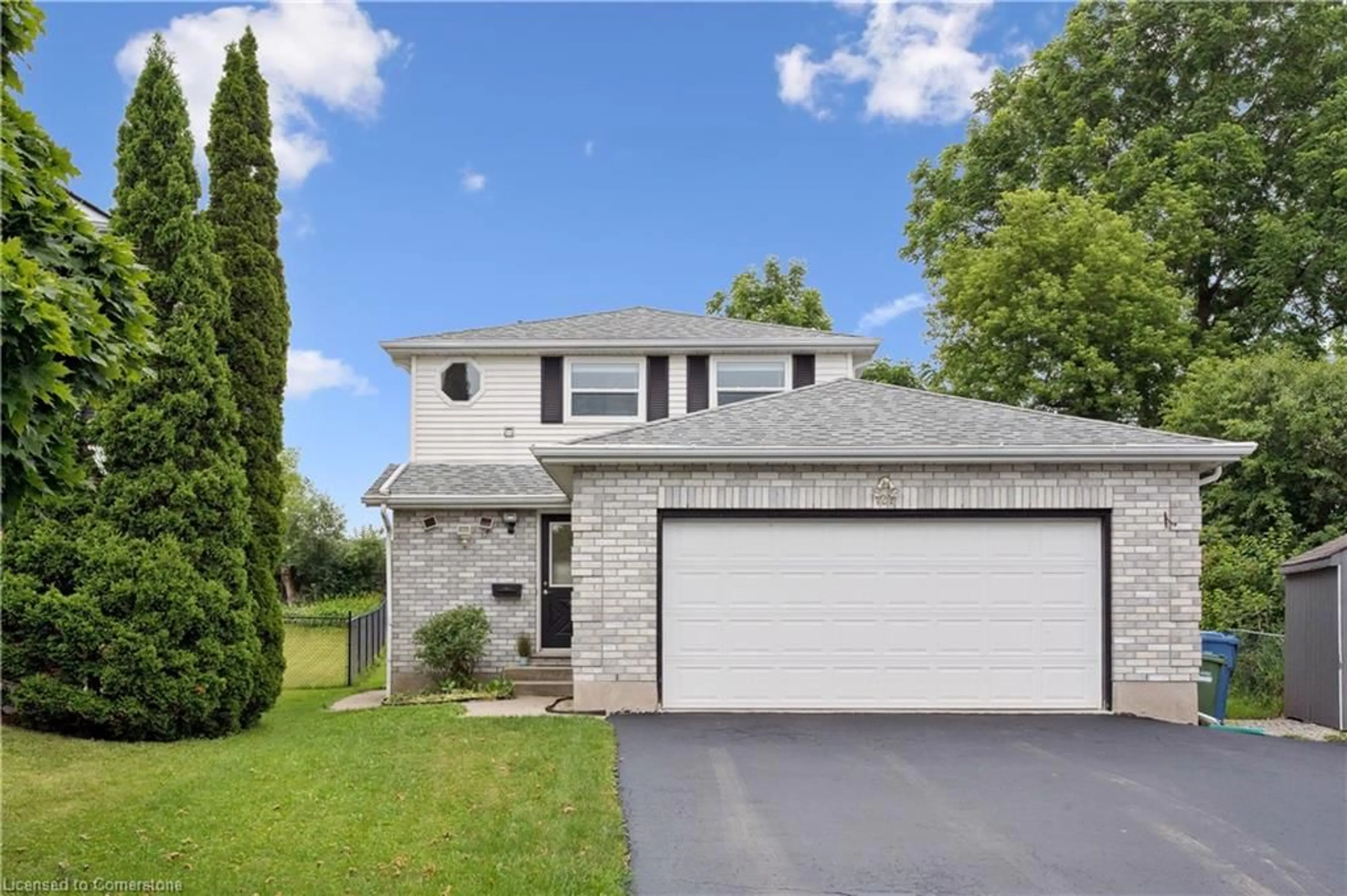 Home with vinyl exterior material, street for 127 Moss Pl, Guelph Ontario N1G 4V4