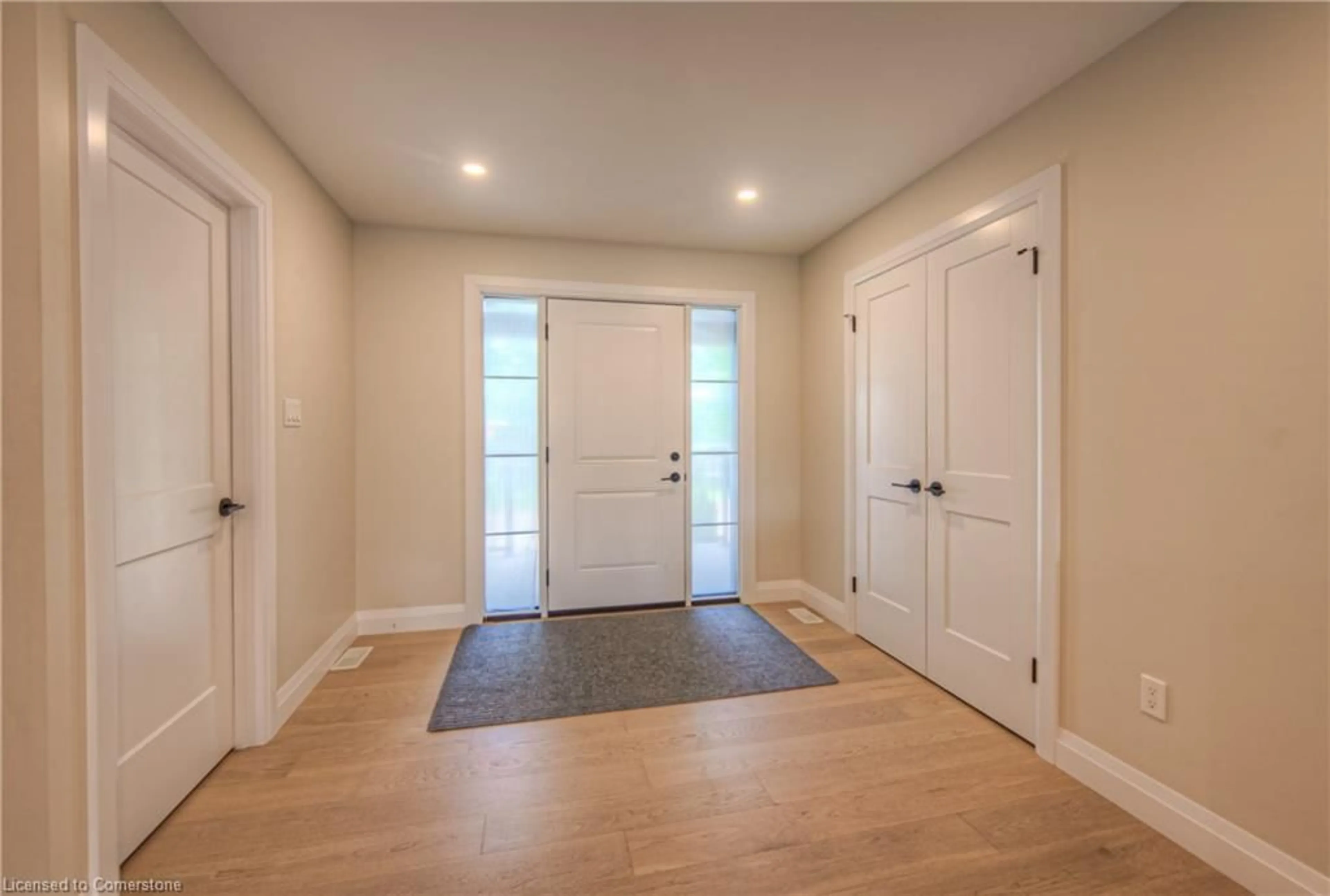 Indoor entryway for 226 Brant Rd, St. George Ontario N0E 1N0