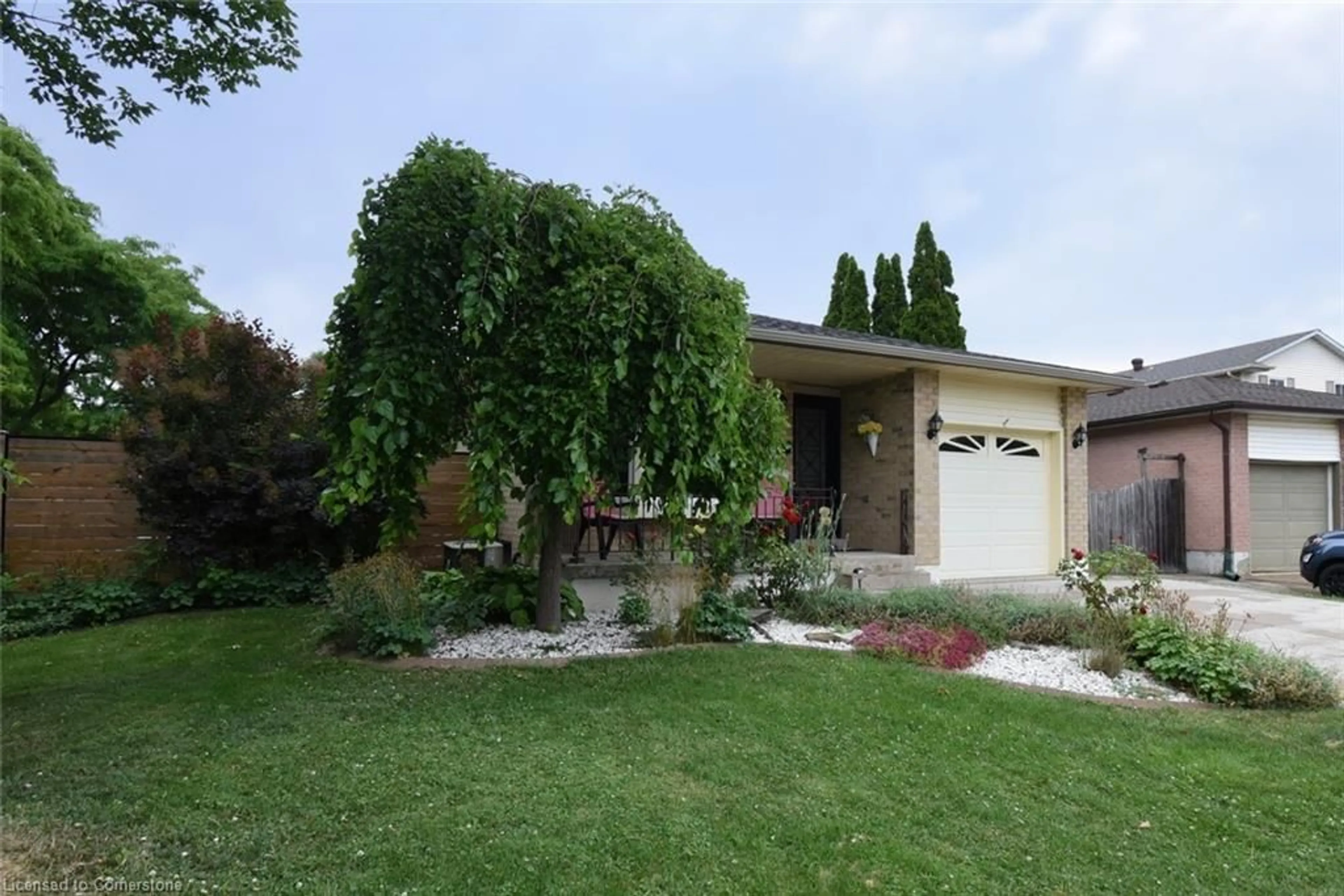 Unknown for 2 Lobo Crt, Stoney Creek Ontario L8J 1Z2