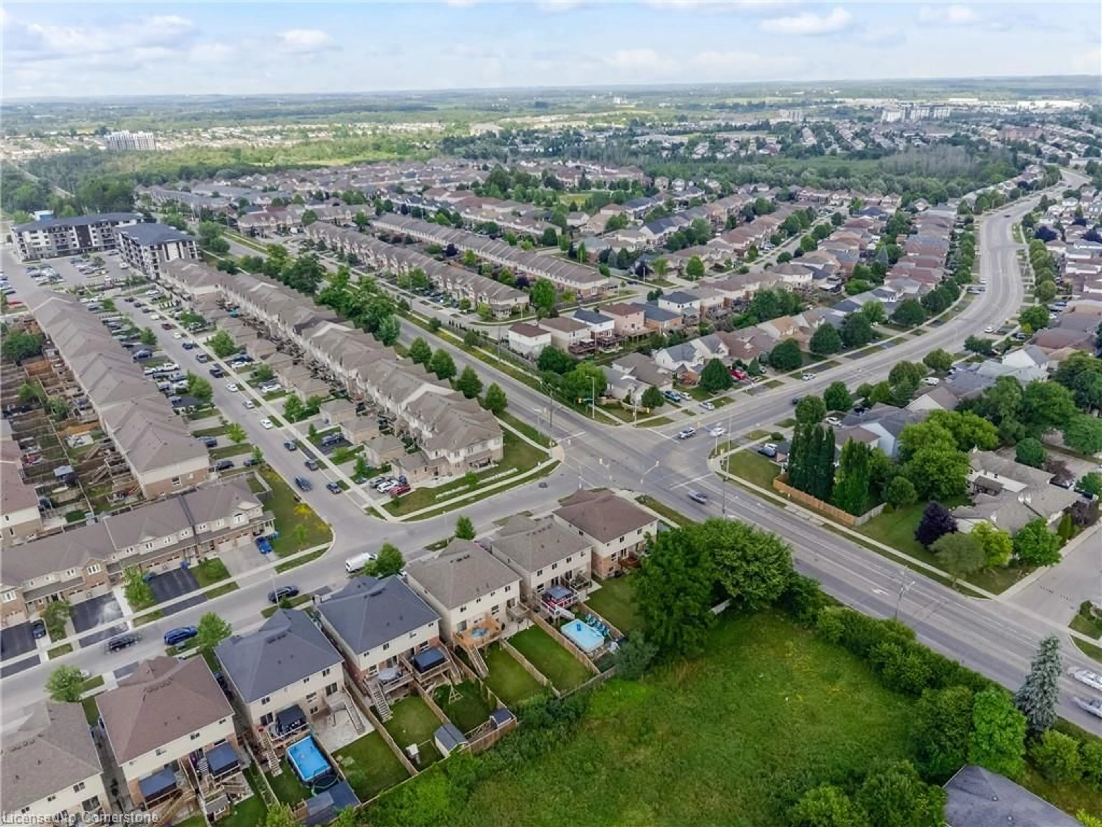 A pic from outside/outdoor area/front of a property/back of a property/a pic from drone, street for 448 Starwood Dr, Guelph Ontario N1E 0L6