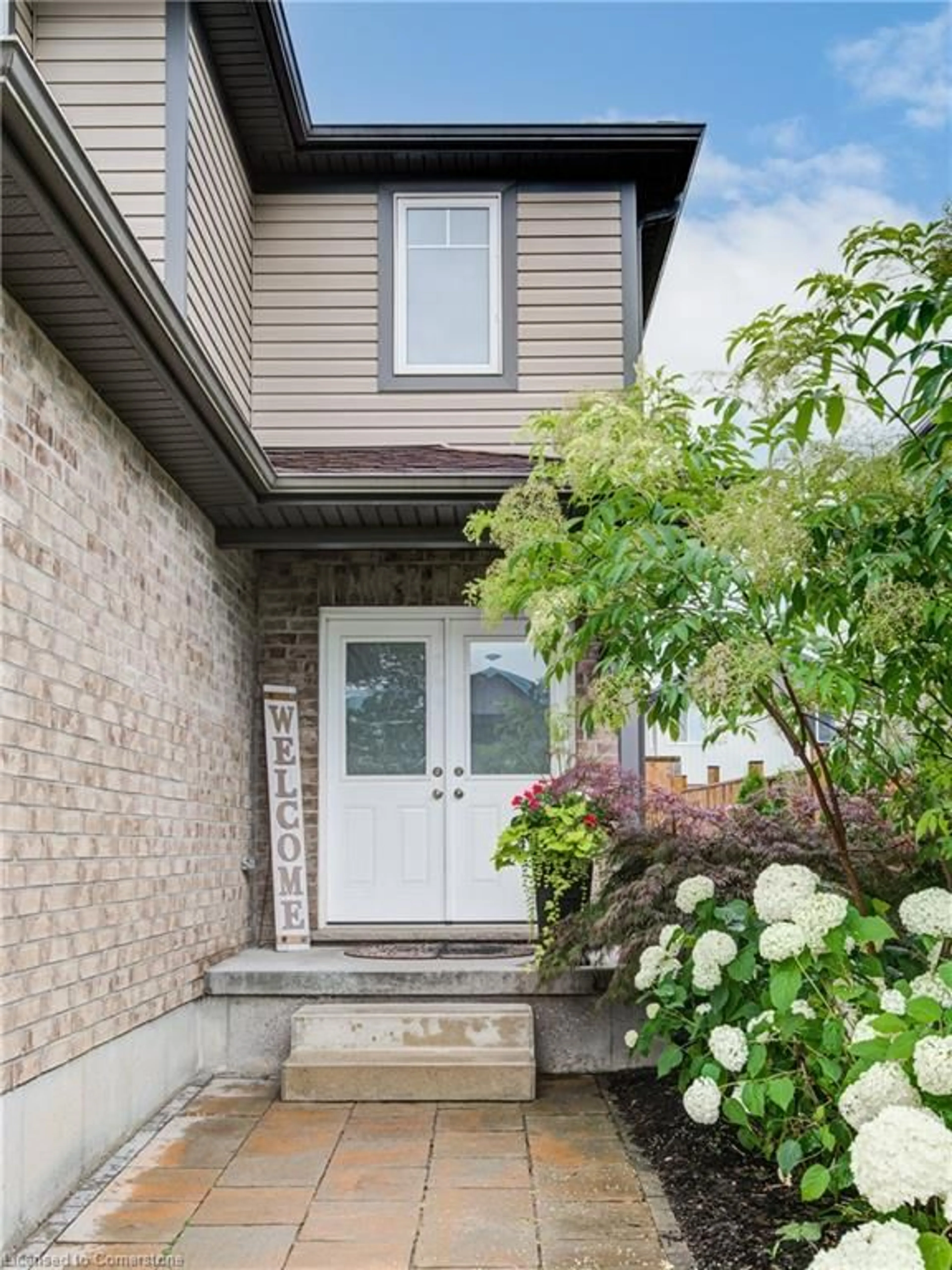 Home with brick exterior material, street for 66 Yvonne Cres, London Ontario N5Z 0A5