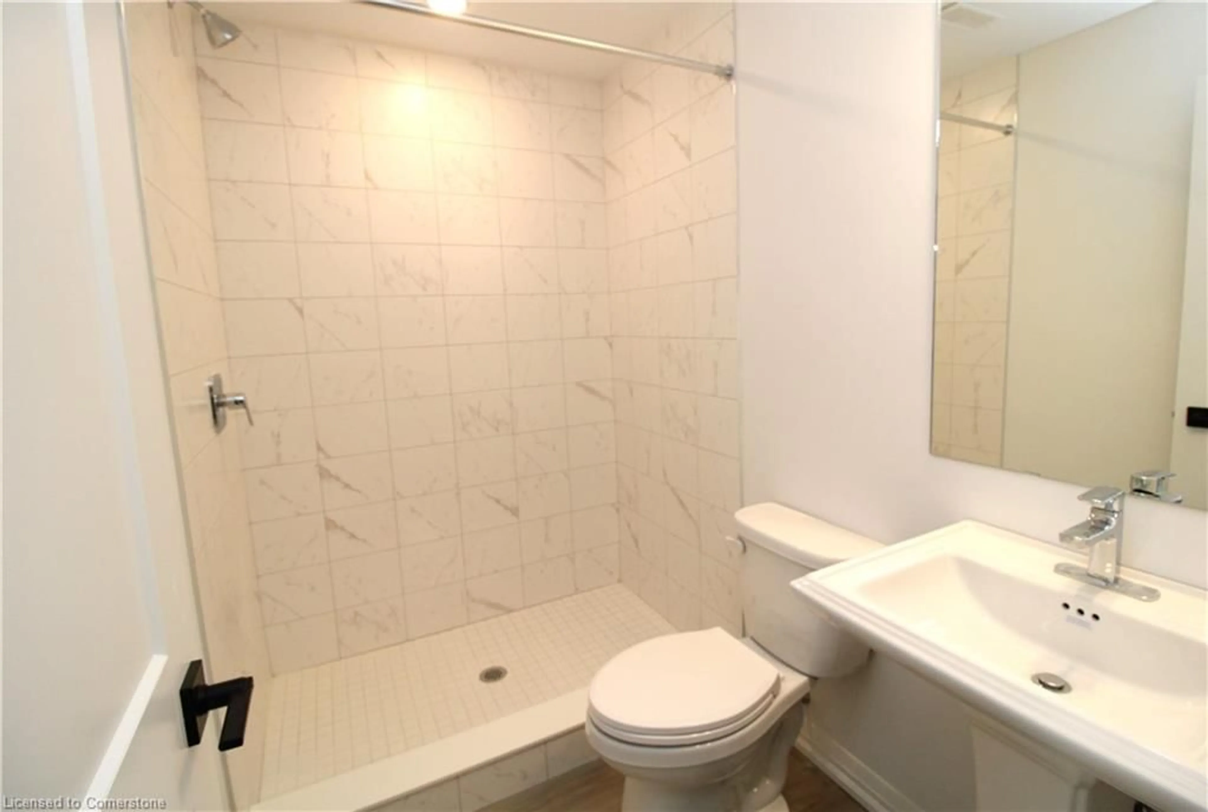 Standard bathroom, ceramic/tile floor for 55 Tom Brown Dr #47, Paris Ontario N3L 0N5