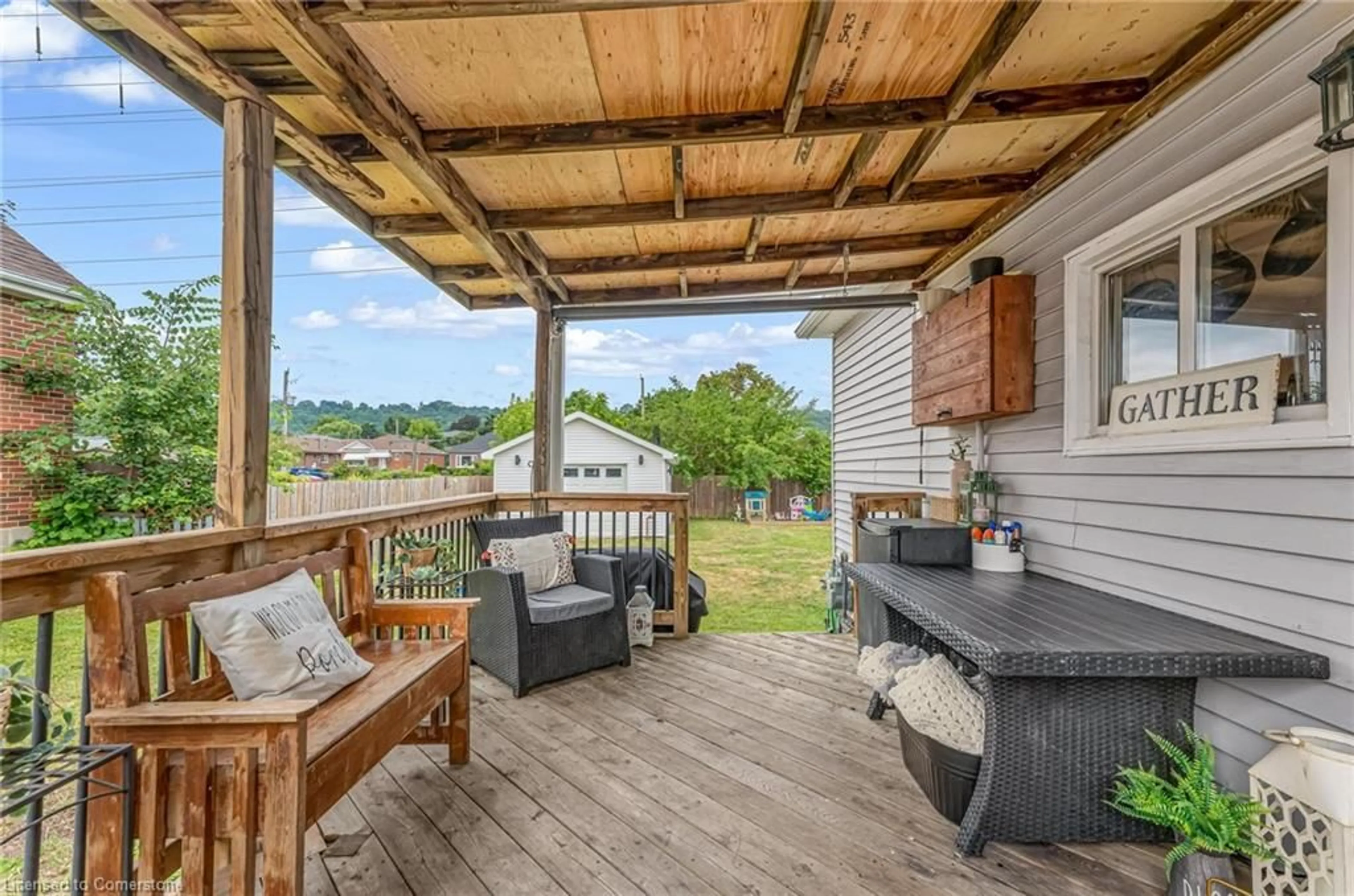 Patio, water/lake/river/ocean view for 588 Cochrane Rd, Hamilton Ontario L8K 3H6