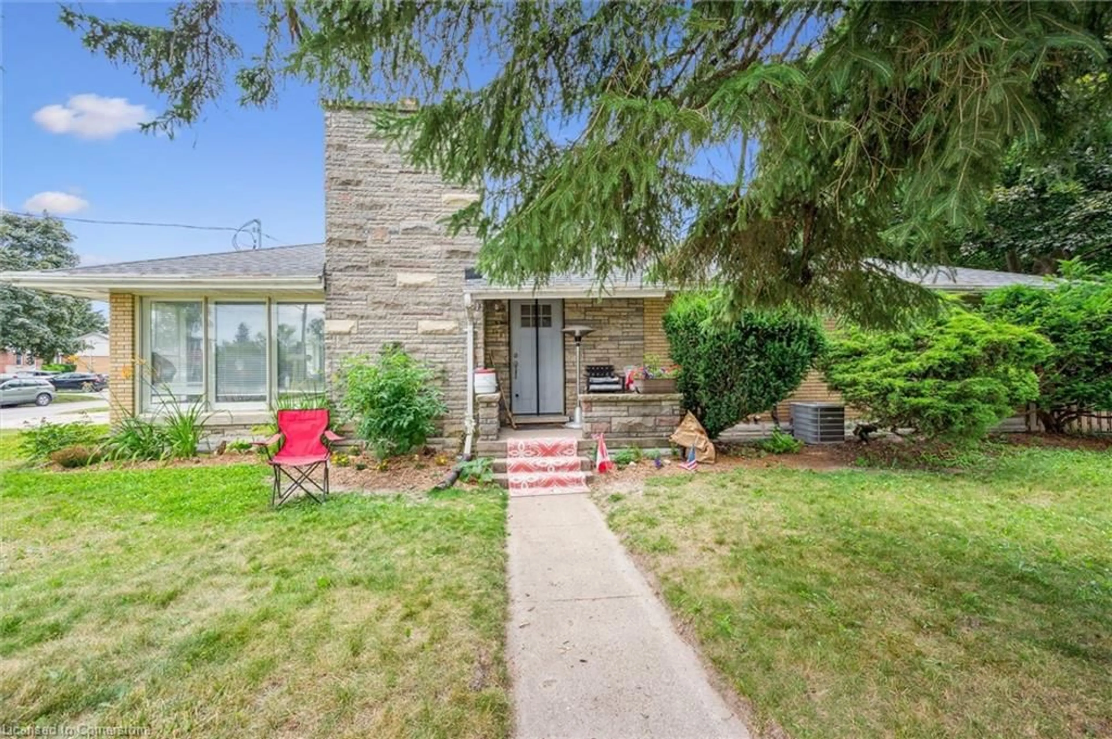 Home with brick exterior material, street for 143 Bruce St, Kitchener Ontario N2B 1Y9