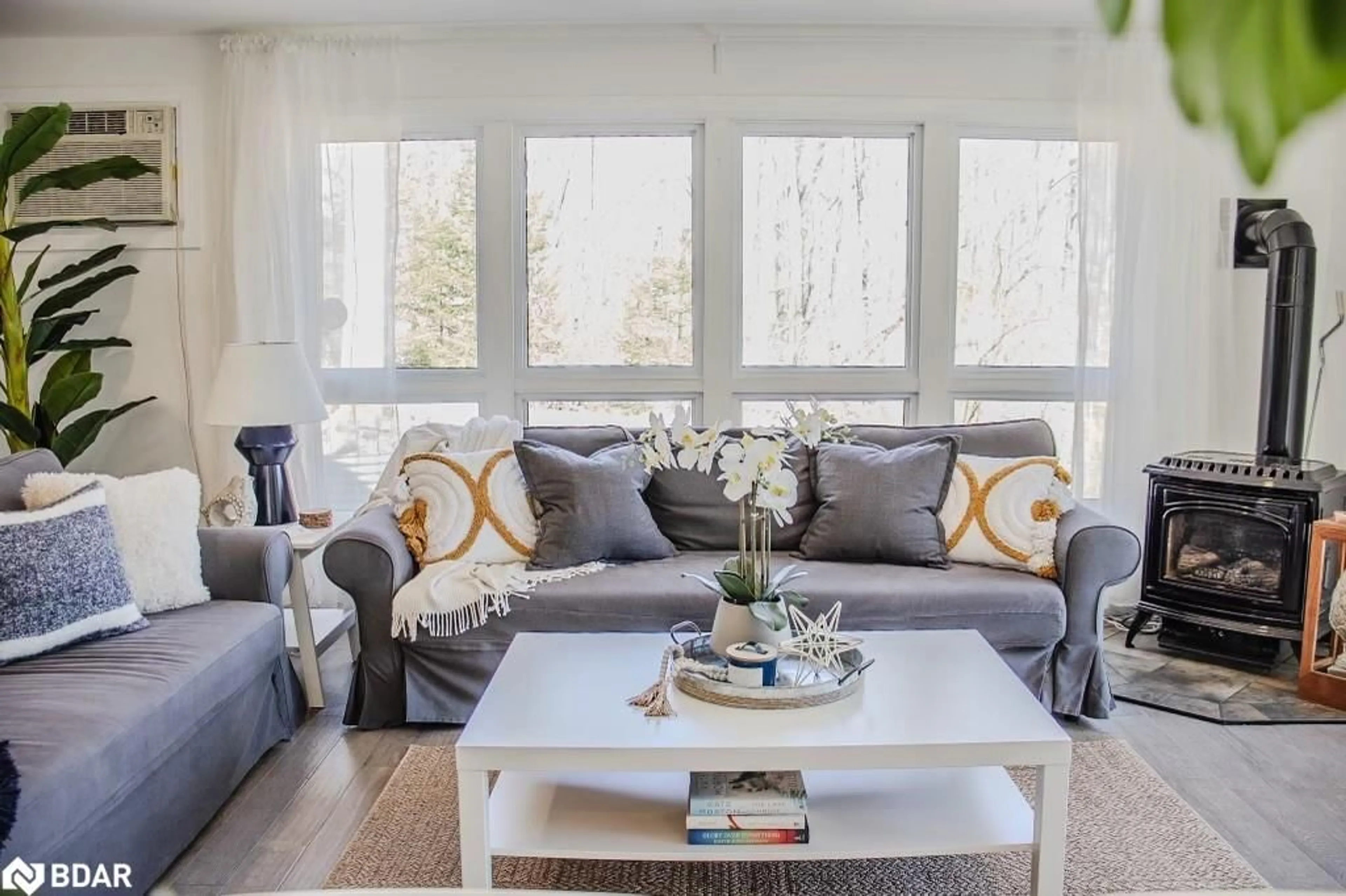 Living room with furniture, unknown for 18 Bay View Lane, Gilmour Ontario K0L 1W0