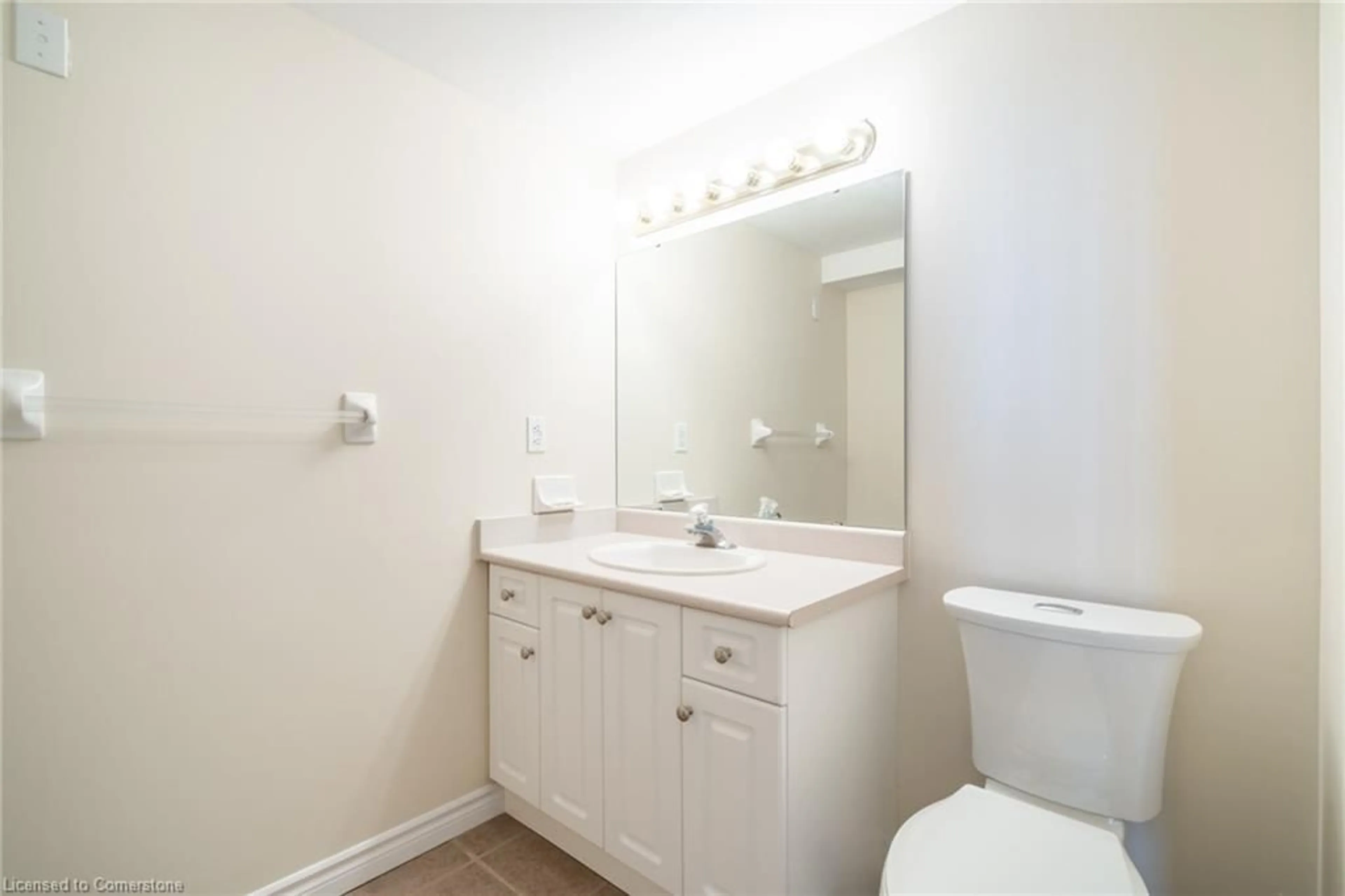 Standard bathroom, unknown for 111 Grey St #102, Brantford Ontario N3S 4V8