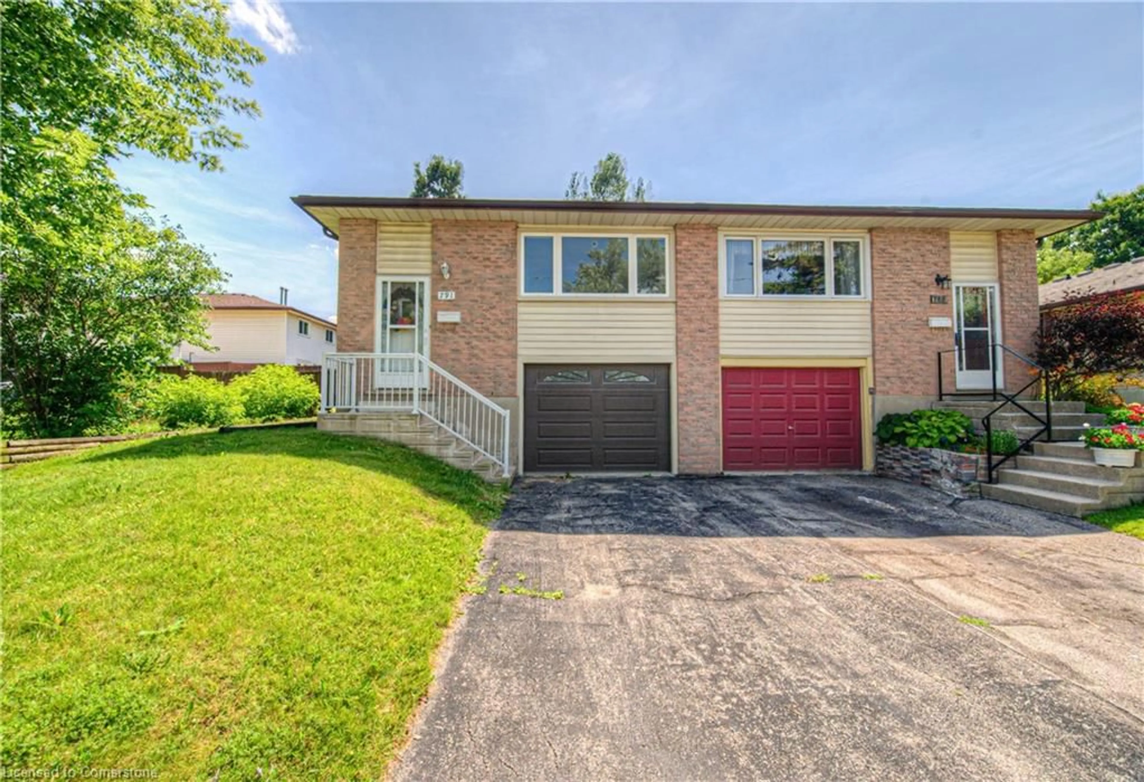 Home with brick exterior material, street for 791 Doon Village Rd, Kitchener Ontario N2P 1A1