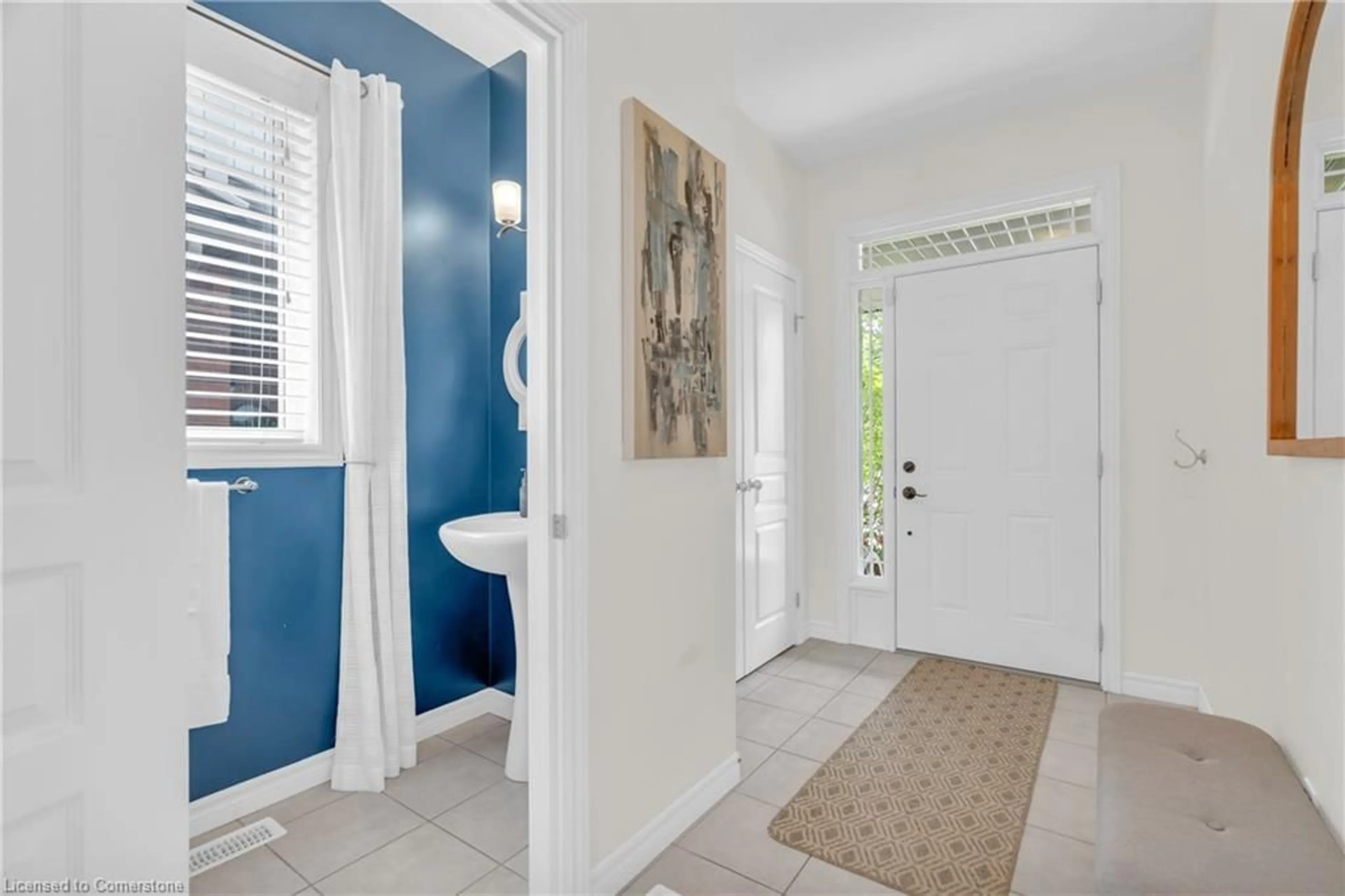 Indoor entryway for 210 Couling Cres, Guelph Ontario N1E 0L4
