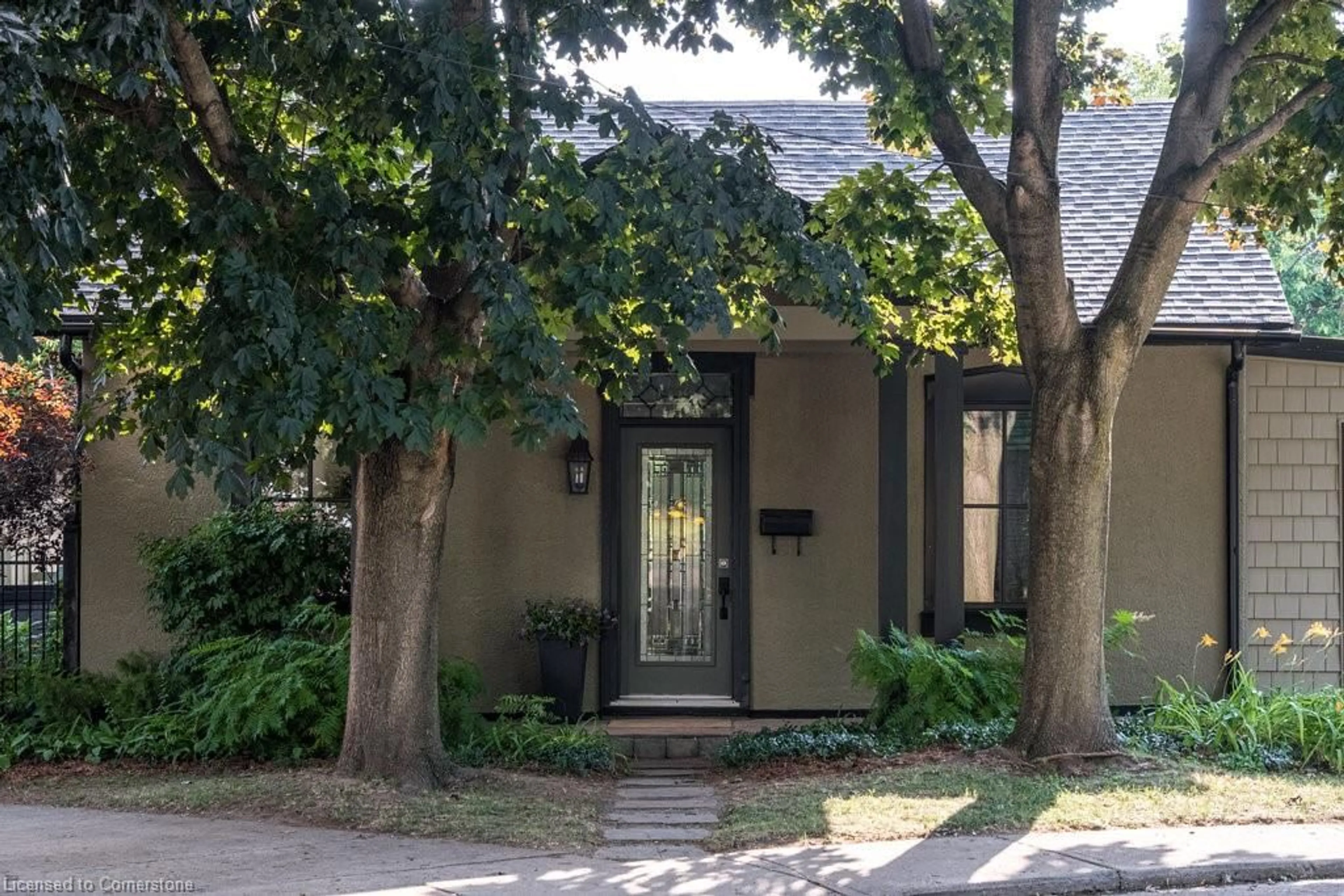 Unknown for 55 Wood St, Hamilton Ontario L8L 1G2