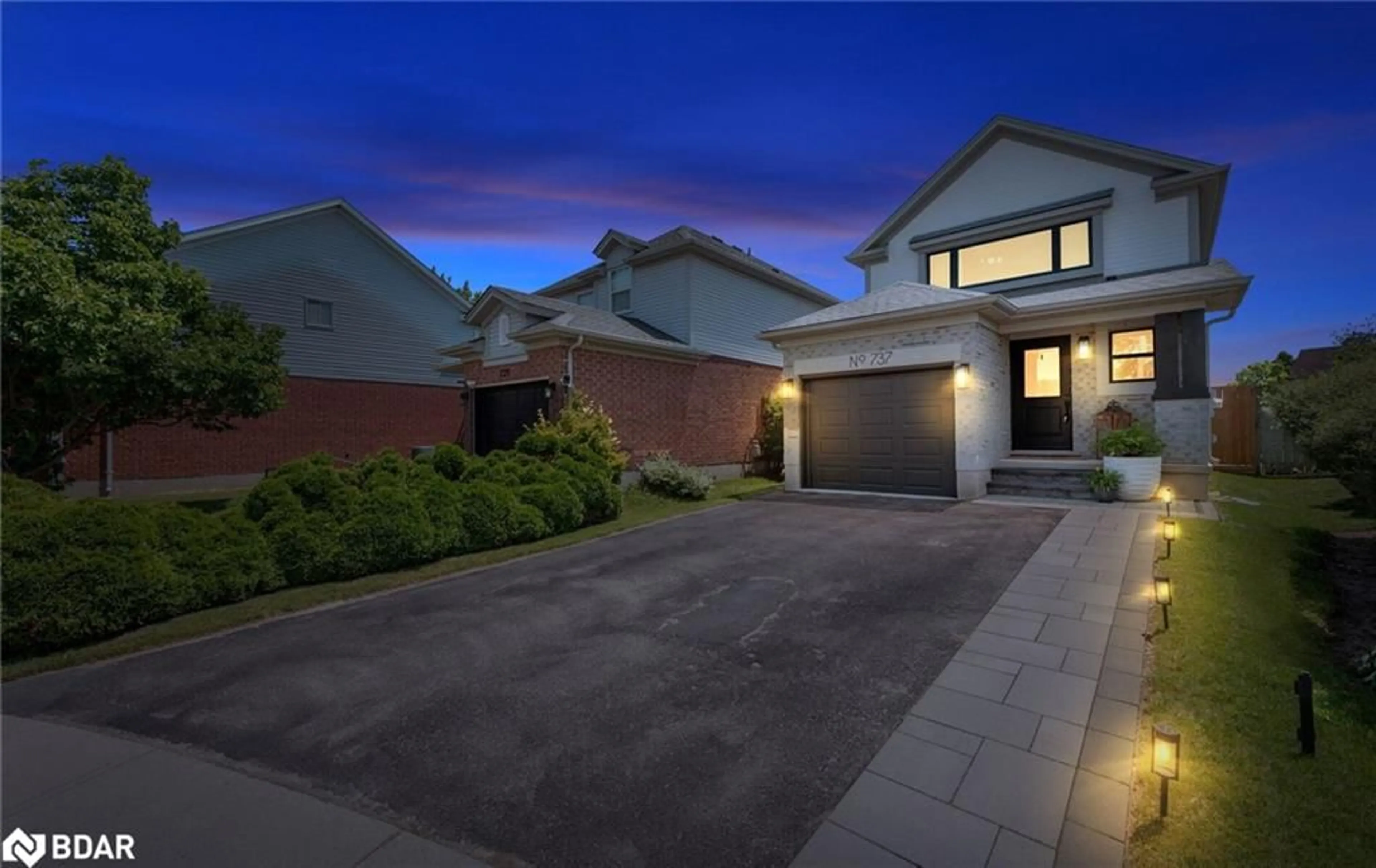 Home with brick exterior material, street for 737 Fairway Crt, Kitchener Ontario N2A 4B4