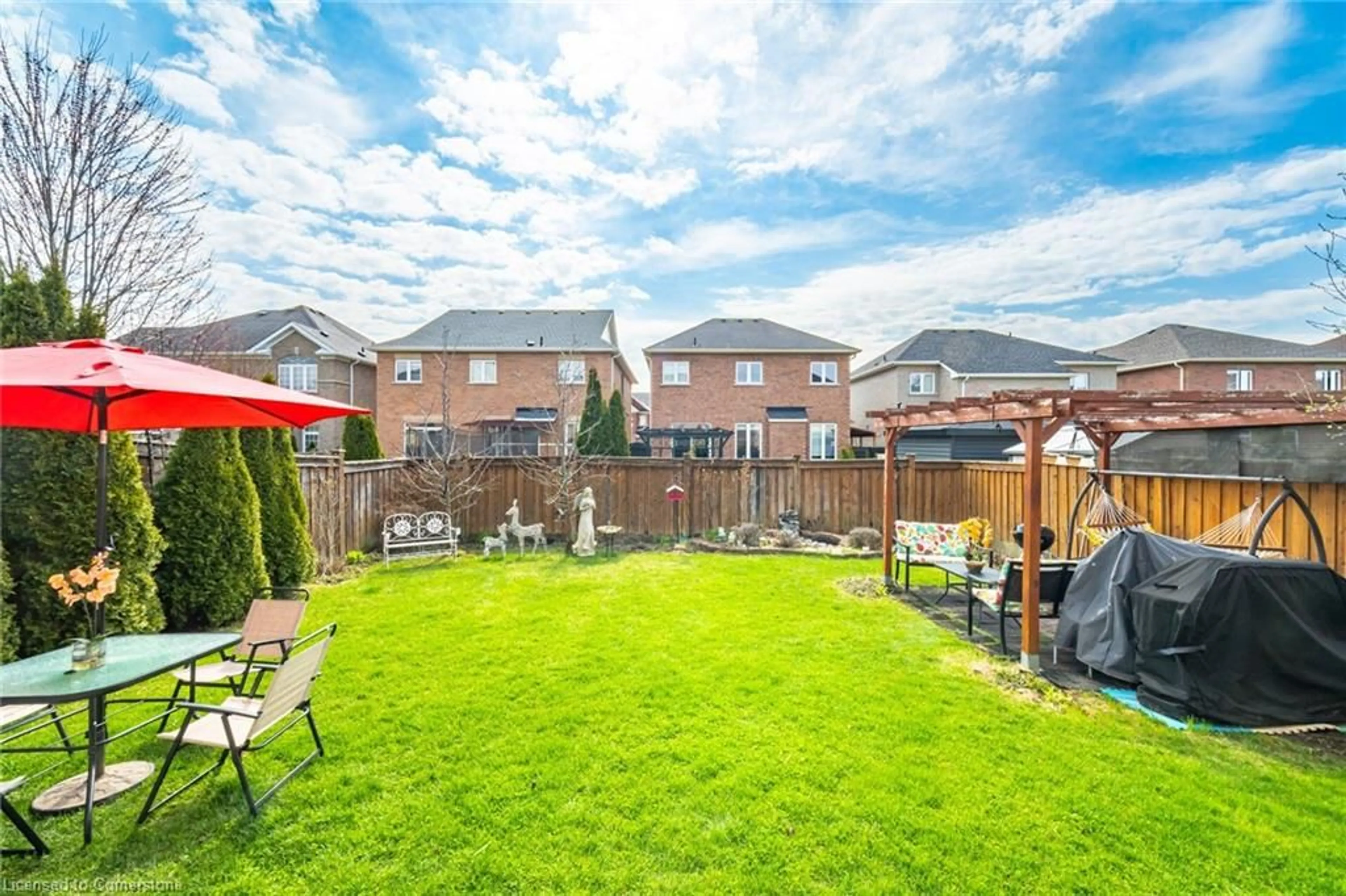 Patio, unknown for 47 Begonia Cres, Brampton Ontario L7A 0M7