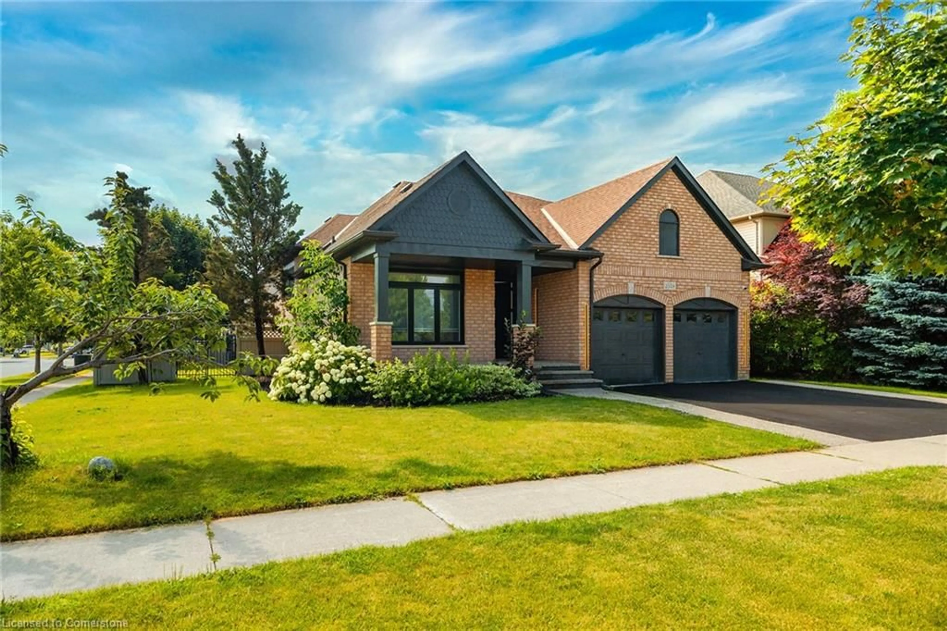 Home with brick exterior material, street for 2559 Armour Cres, Burlington Ontario L7M 4T4