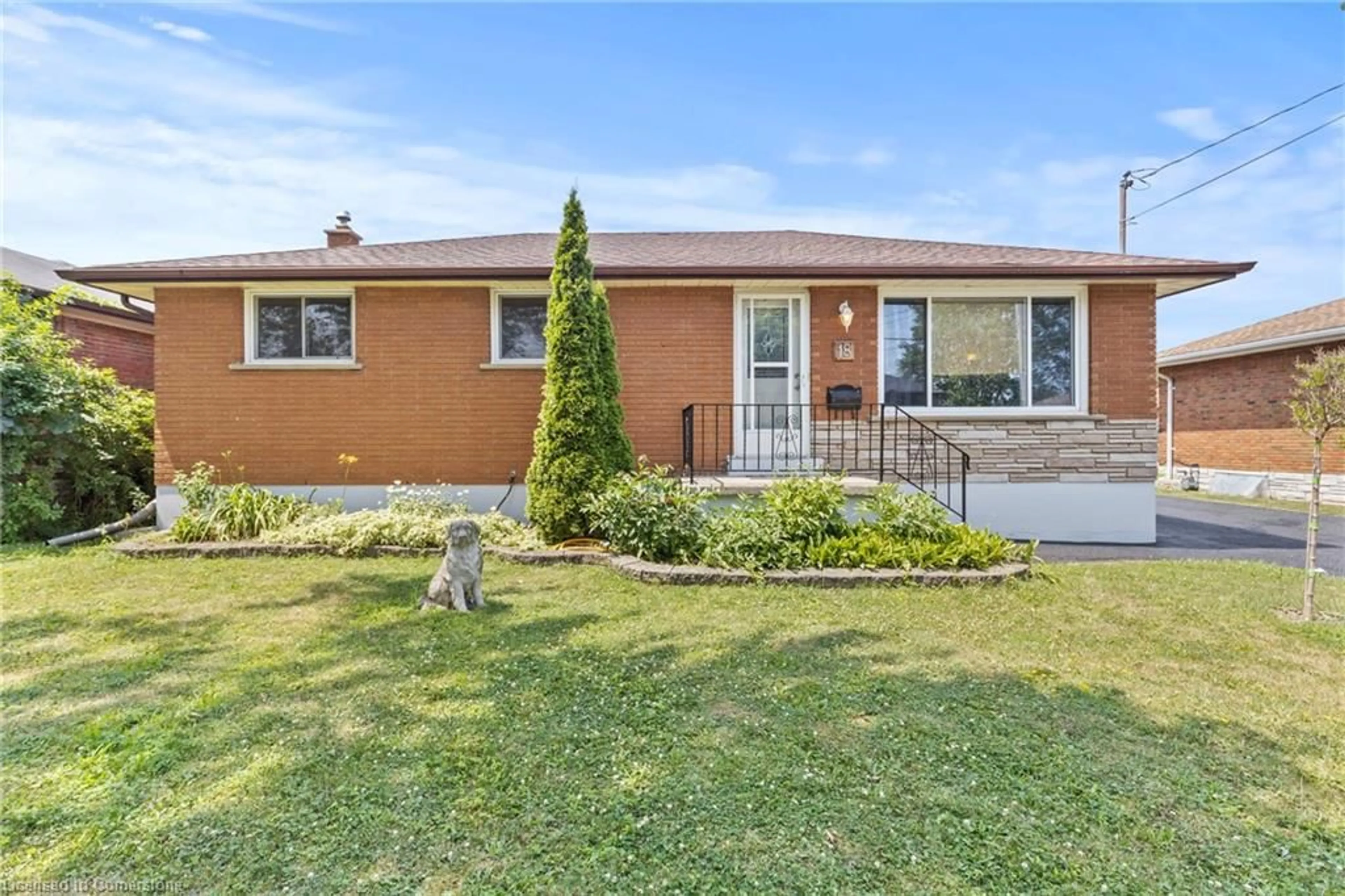 Home with brick exterior material, street for 18 Charles Ave, Welland Ontario L3B 1C8