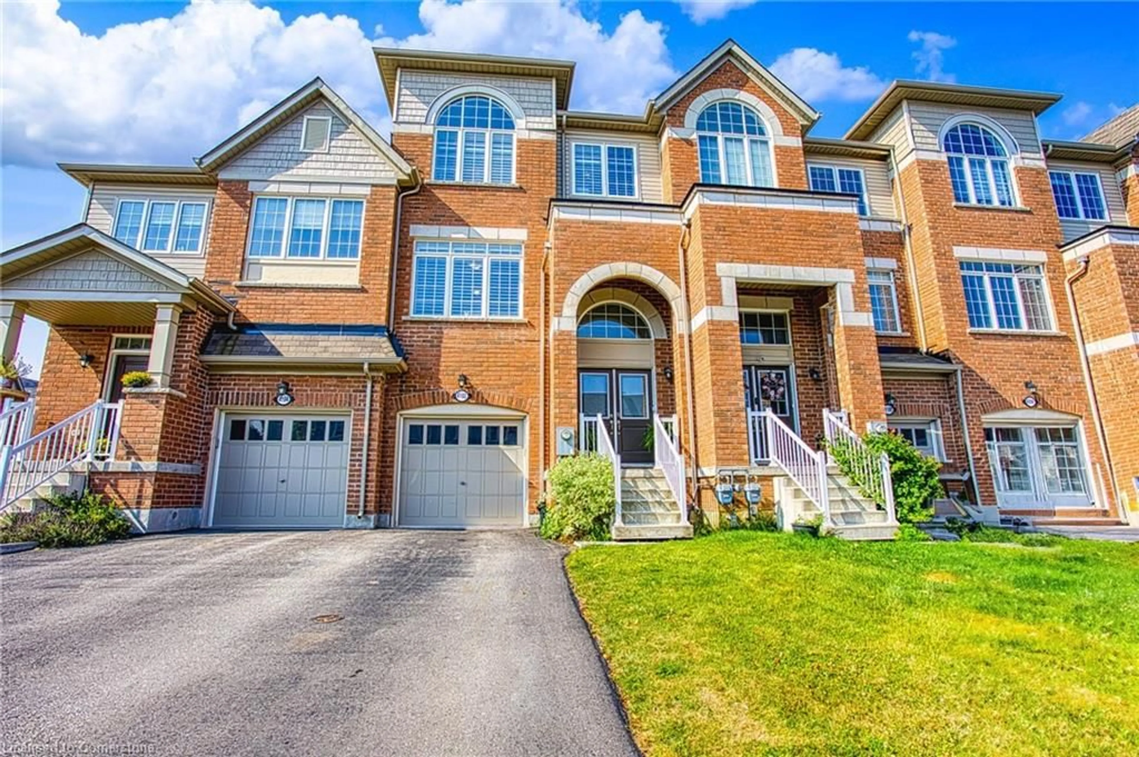 Home with brick exterior material, street for 4102 Canby St, Beamsville Ontario L0R 1B4