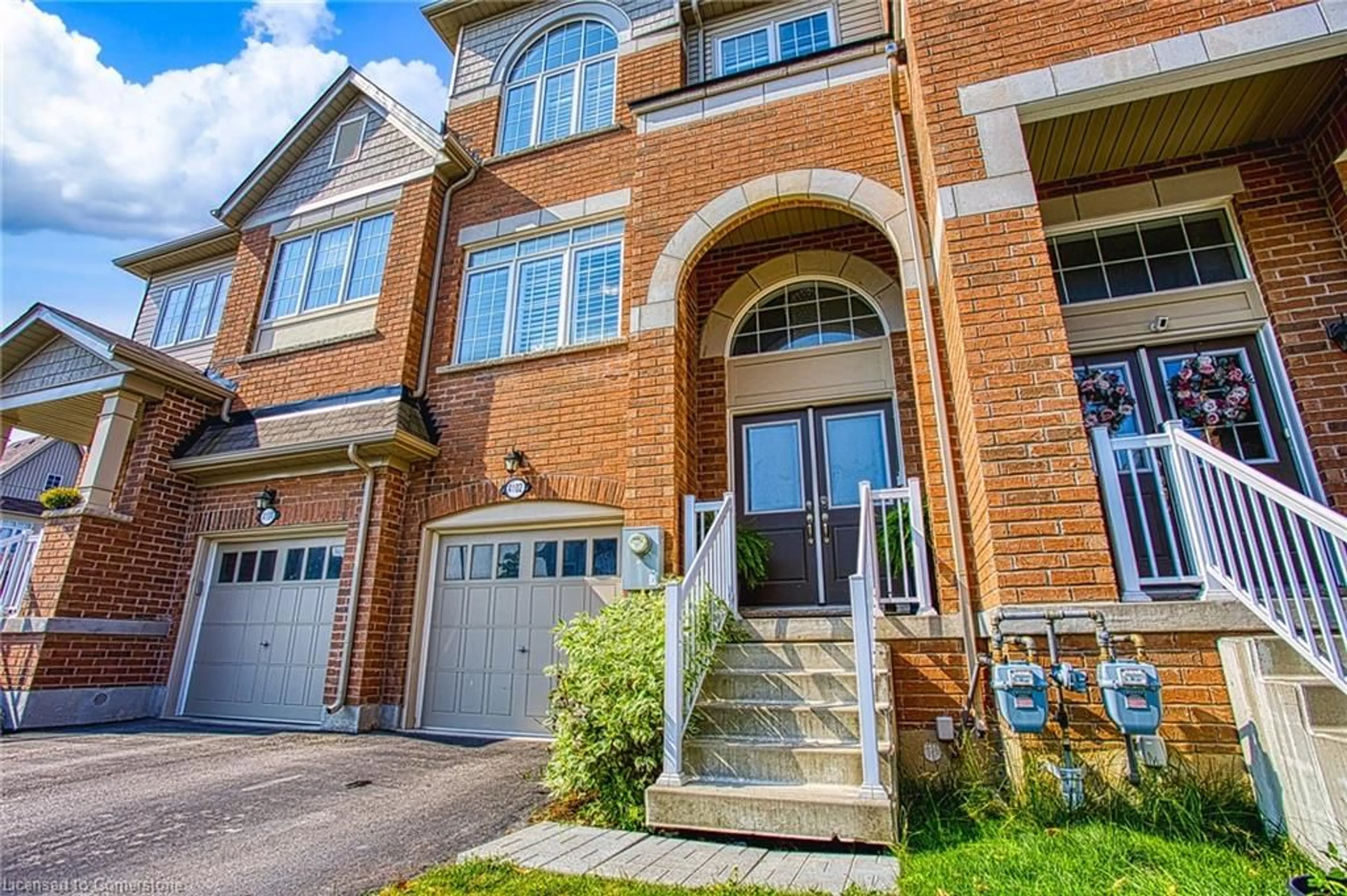 Home with brick exterior material, street for 4102 Canby St, Beamsville Ontario L0R 1B4