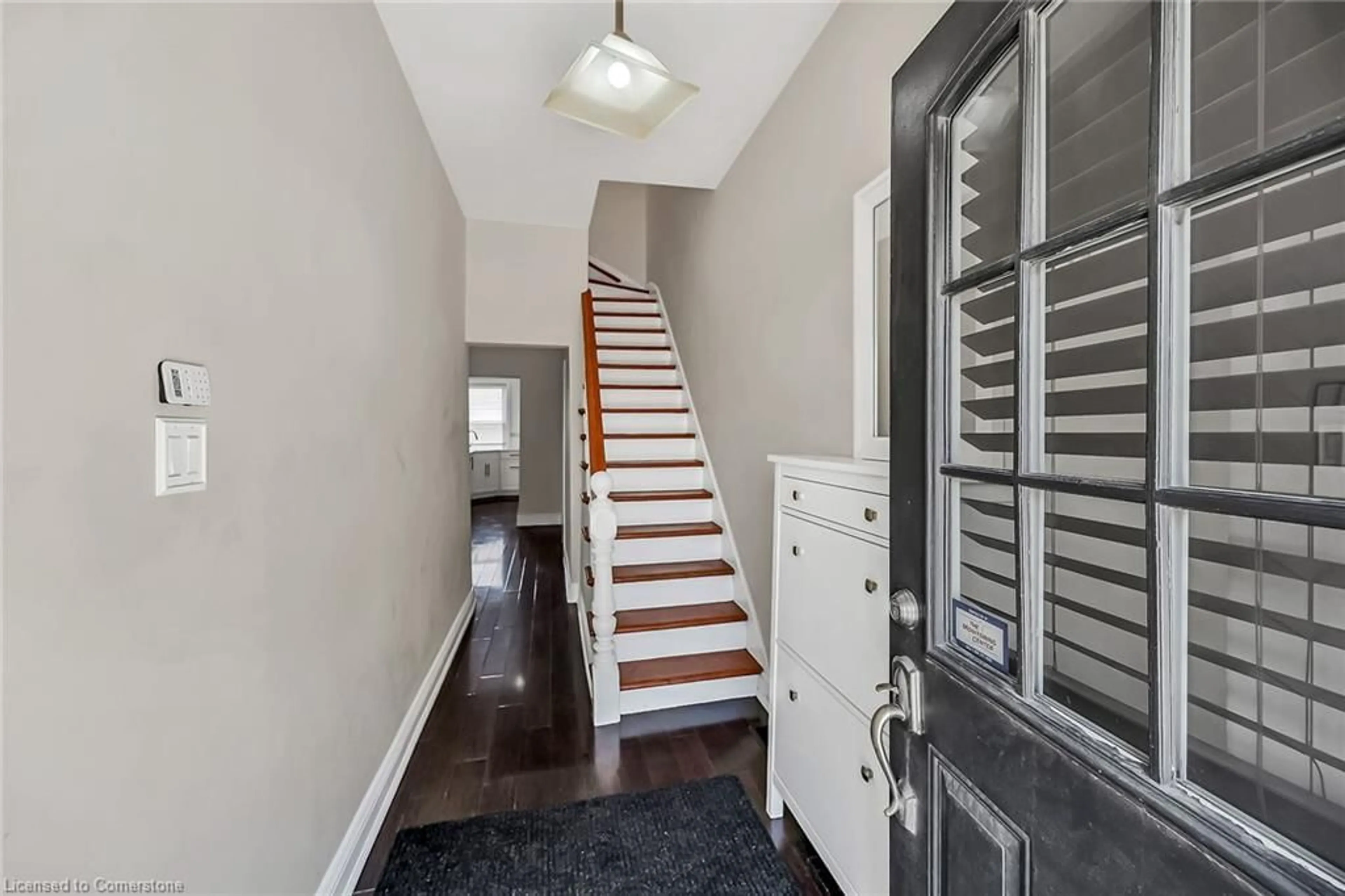 Indoor entryway for 116 Bay St, Hamilton Ontario L8R 2P4