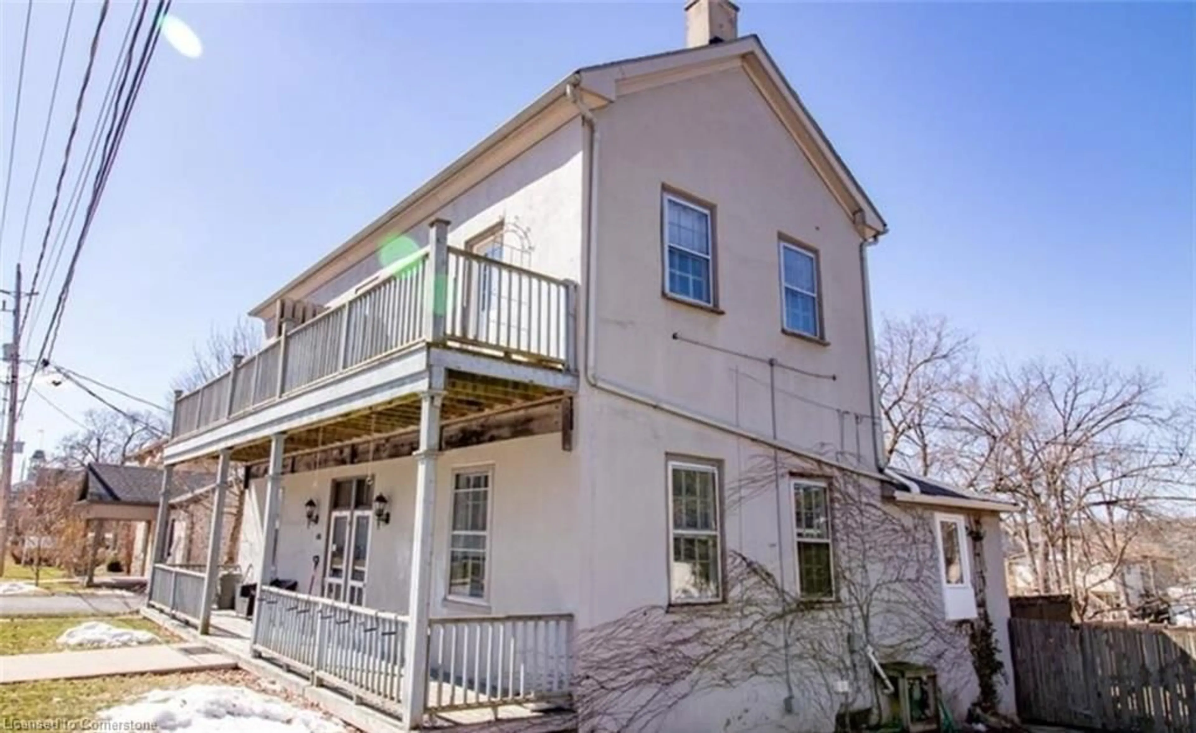 Patio, building for 56-58 Cambridge St, Cambridge Ontario N1R 3R8