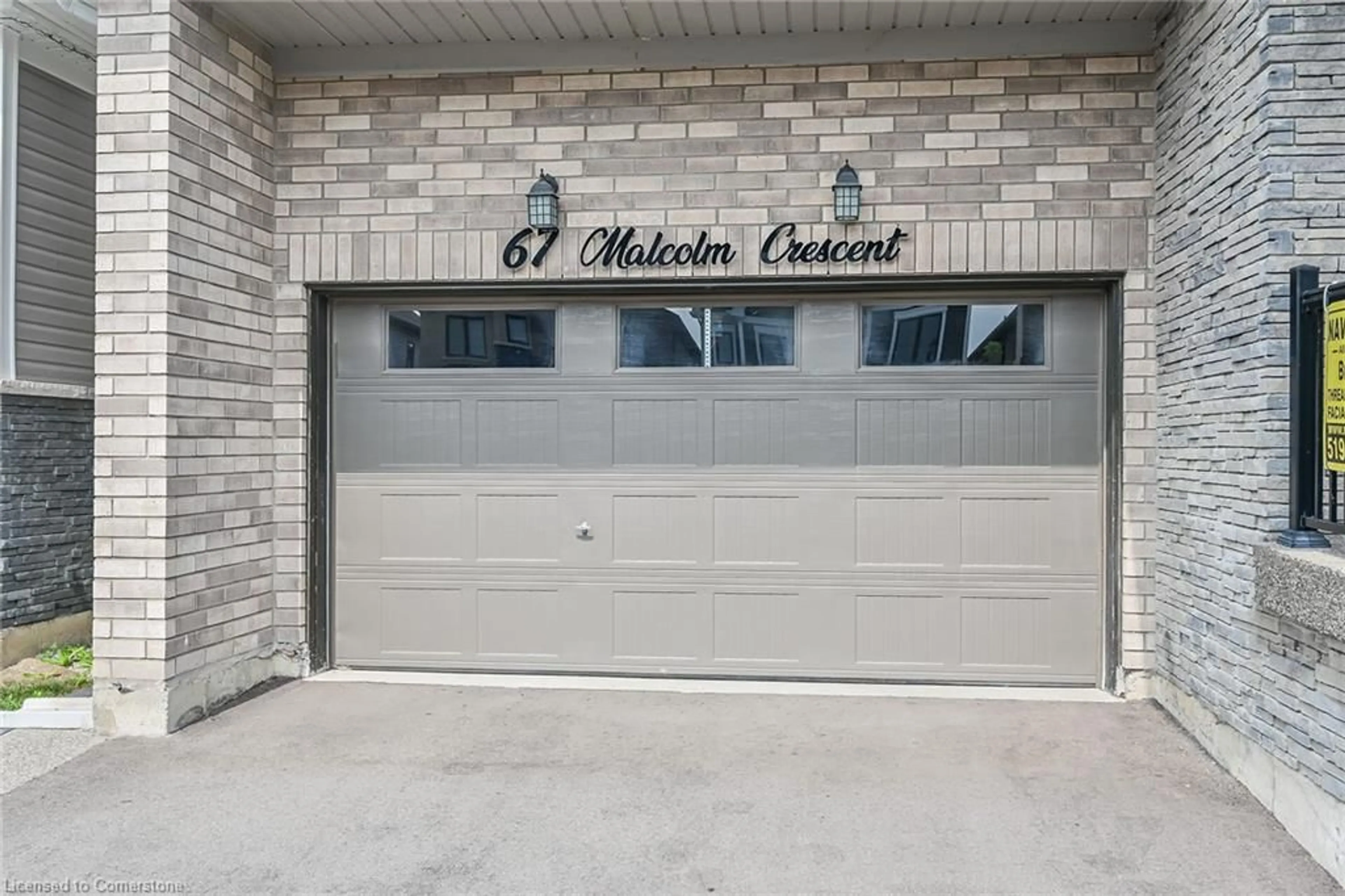 Indoor garage for 67 Malcolm Cres, Caledonia Ontario N3W 0E9