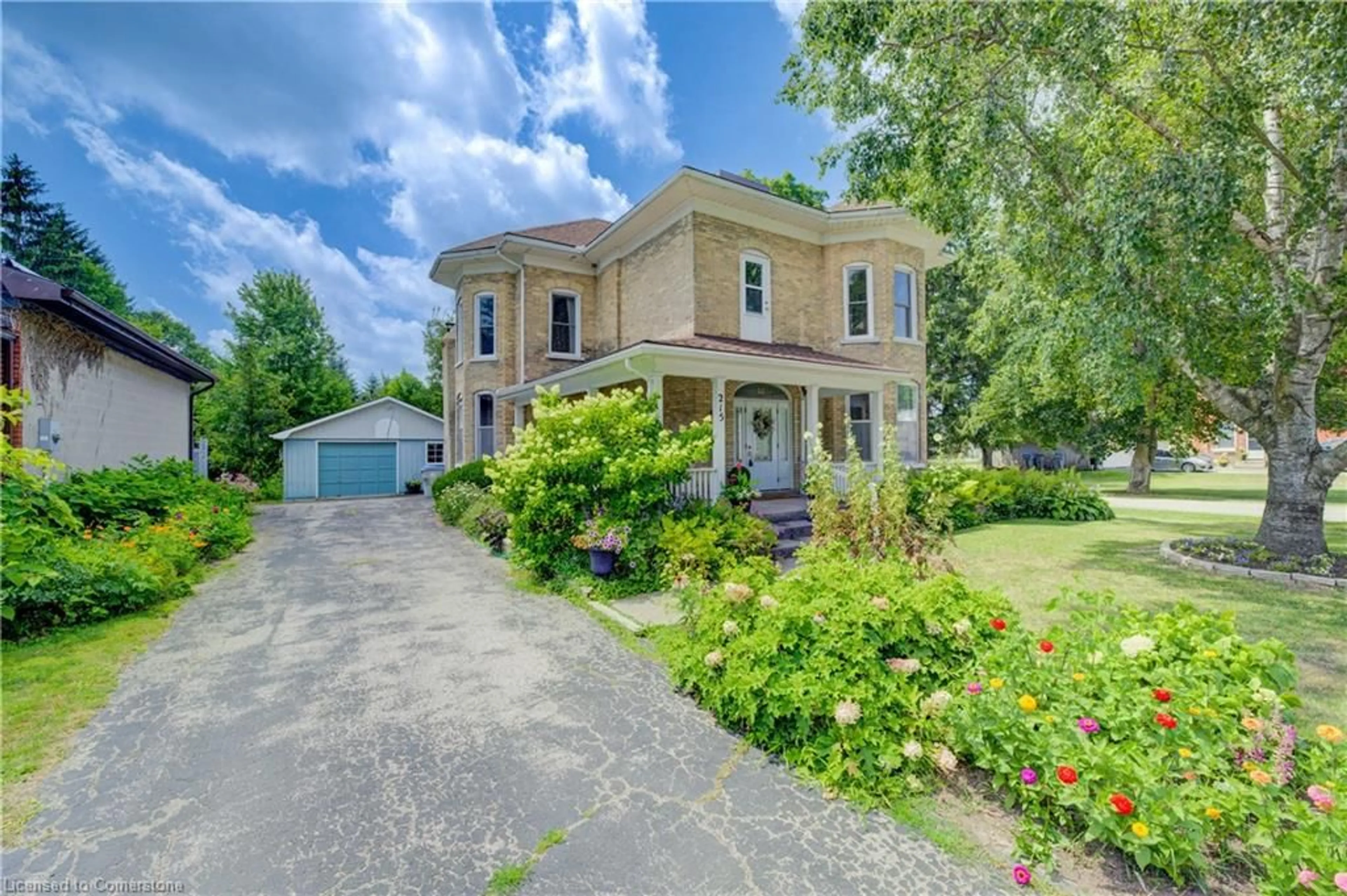 A pic from outside/outdoor area/front of a property/back of a property/a pic from drone, street for 215 Huron Rd, Sebringville Ontario N0K 1X0