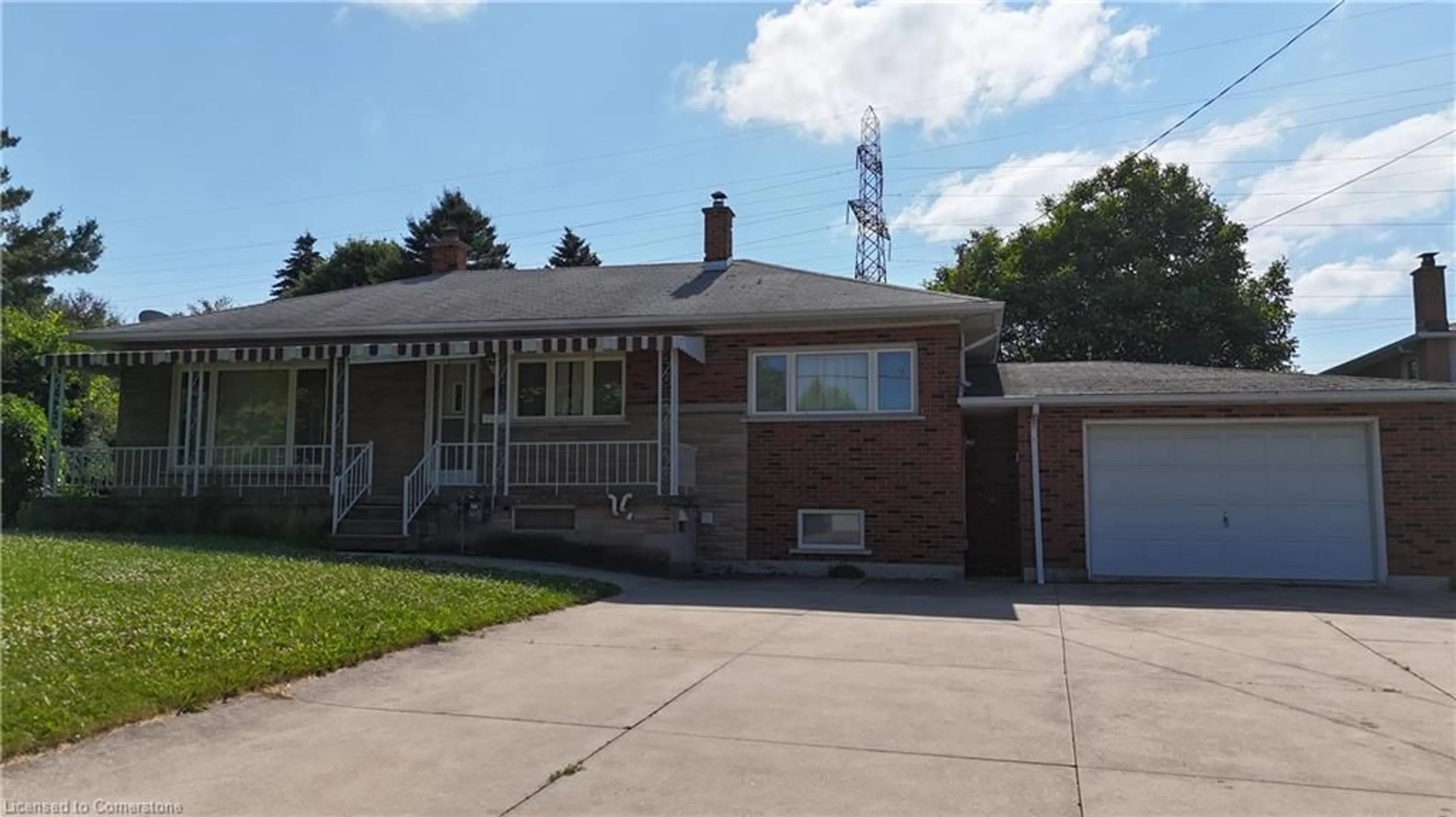 Home with brick exterior material, street for 392 Upper Horning Rd, Hamilton Ontario L9C 7P5