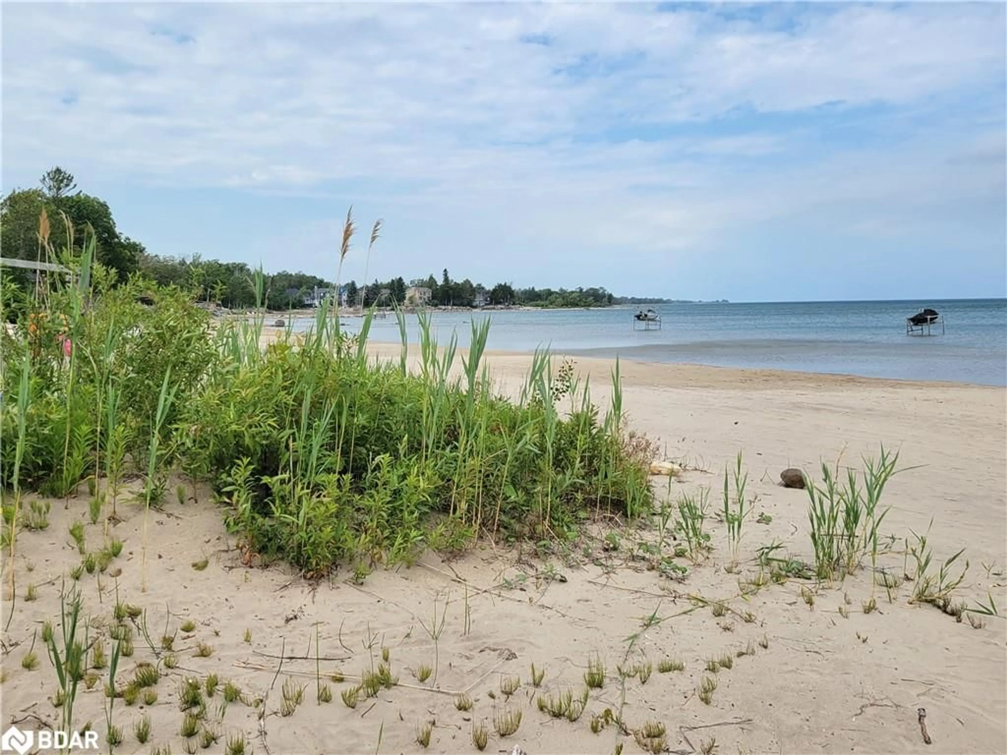 Blurry image for 16 73rd St #PART 2, Wasaga Beach Ontario L9Z 2X6