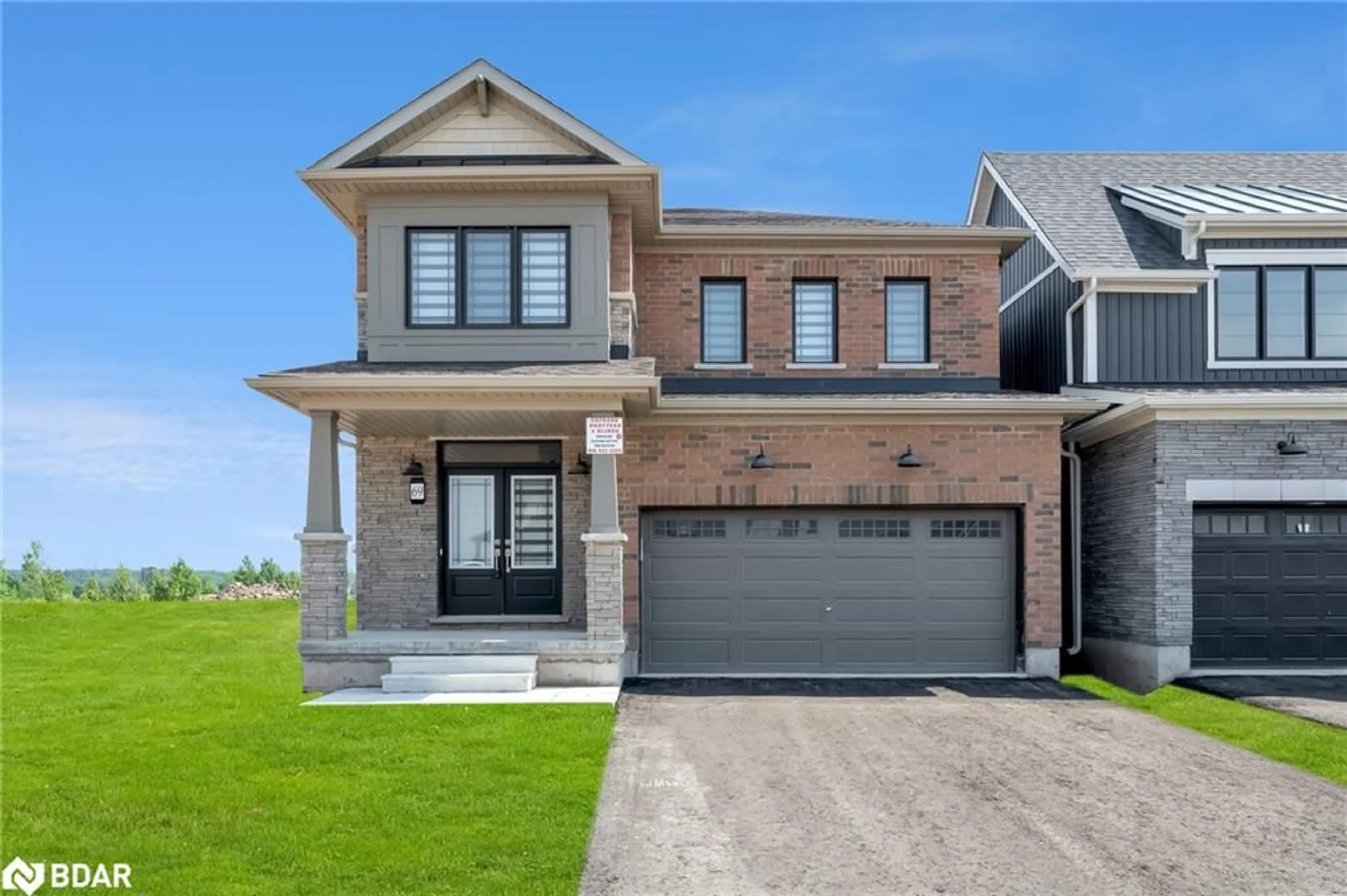 Home with brick exterior material, street for 69 Starboard Cres, Welland Ontario L3B 0M7