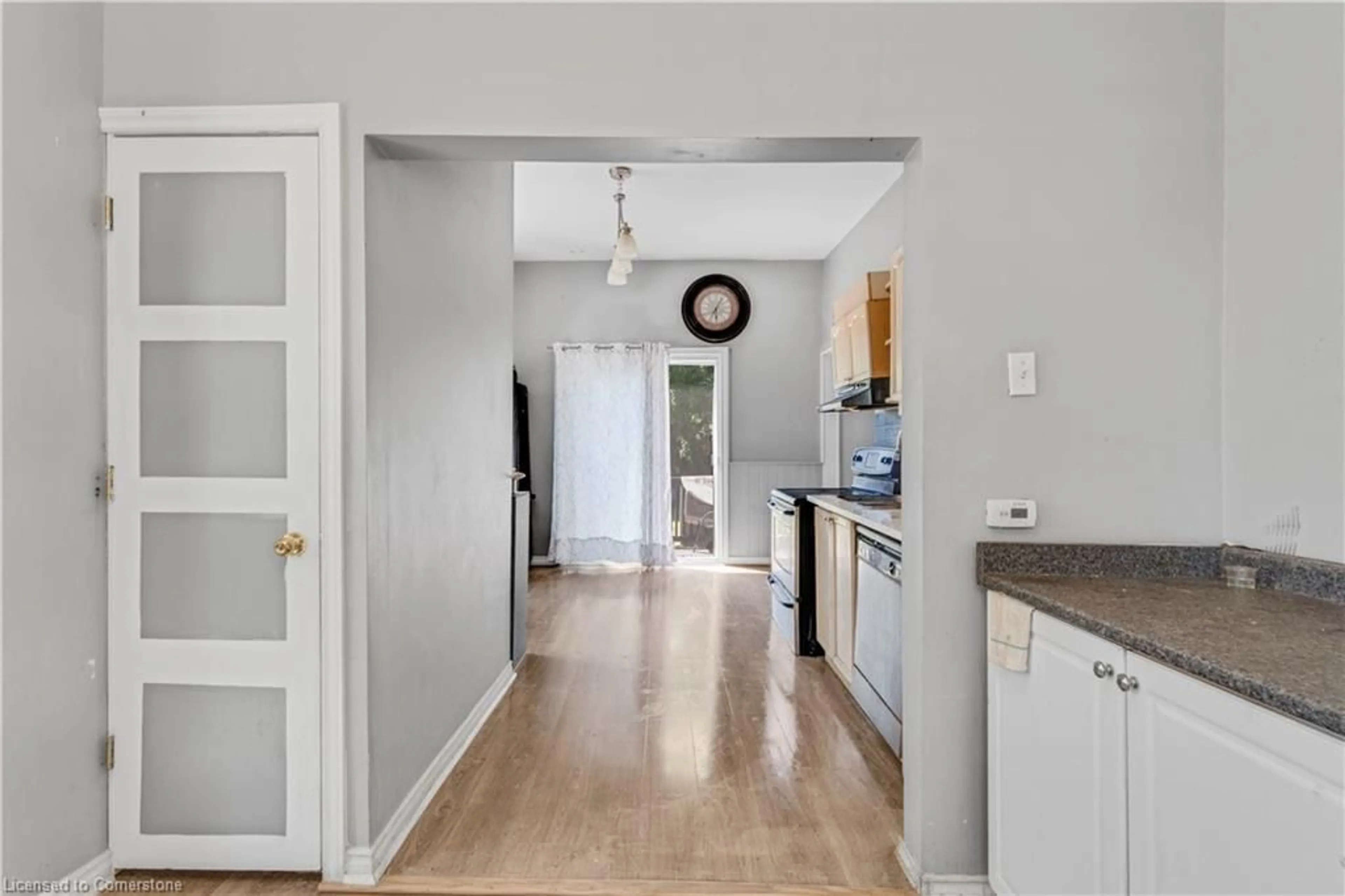 Unknown for 242 Queenston Rd, Cambridge Ontario N3H 3J2