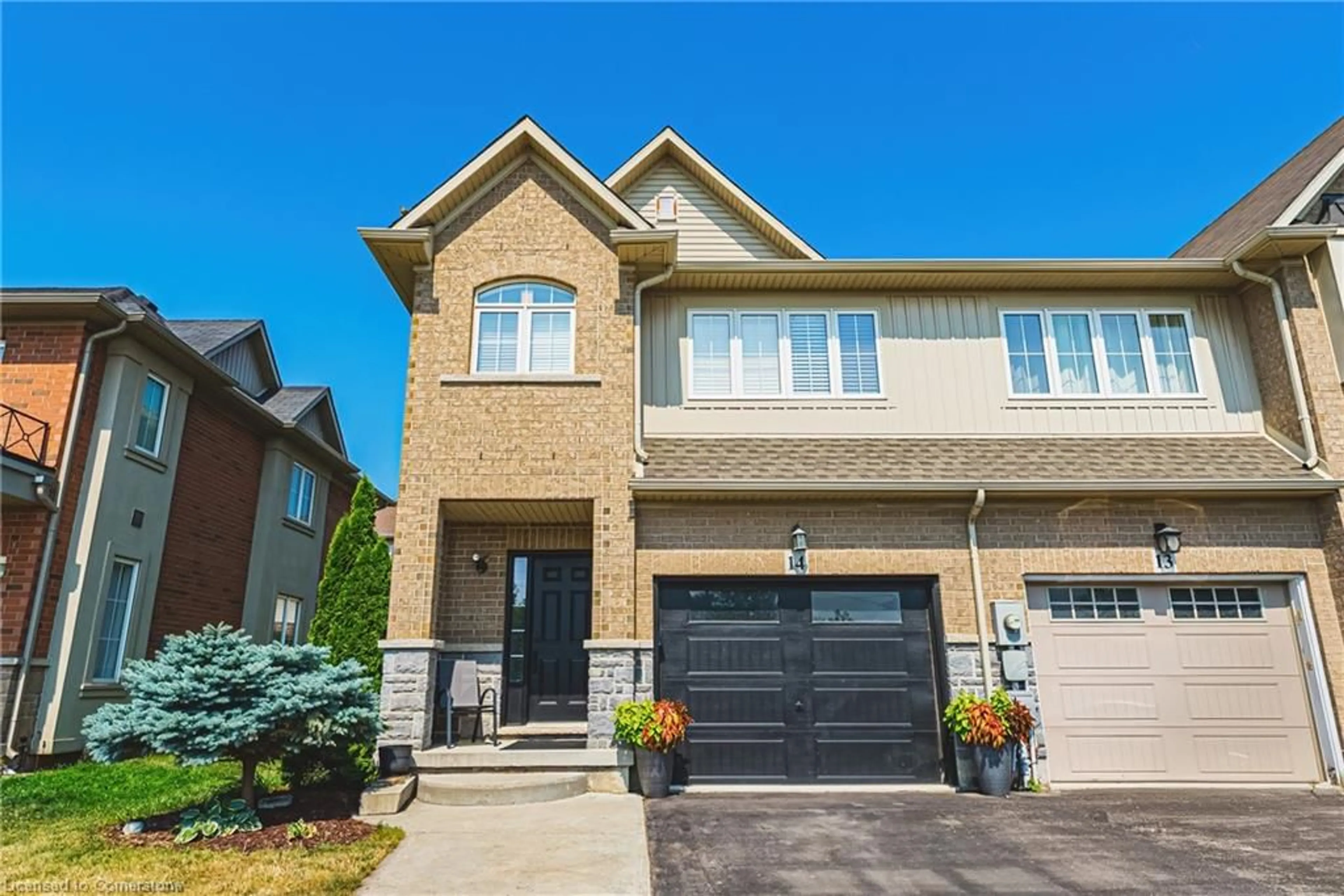 Home with brick exterior material, street for 170 Palacebeach Trail #14, Hamilton Ontario L8E 0H2
