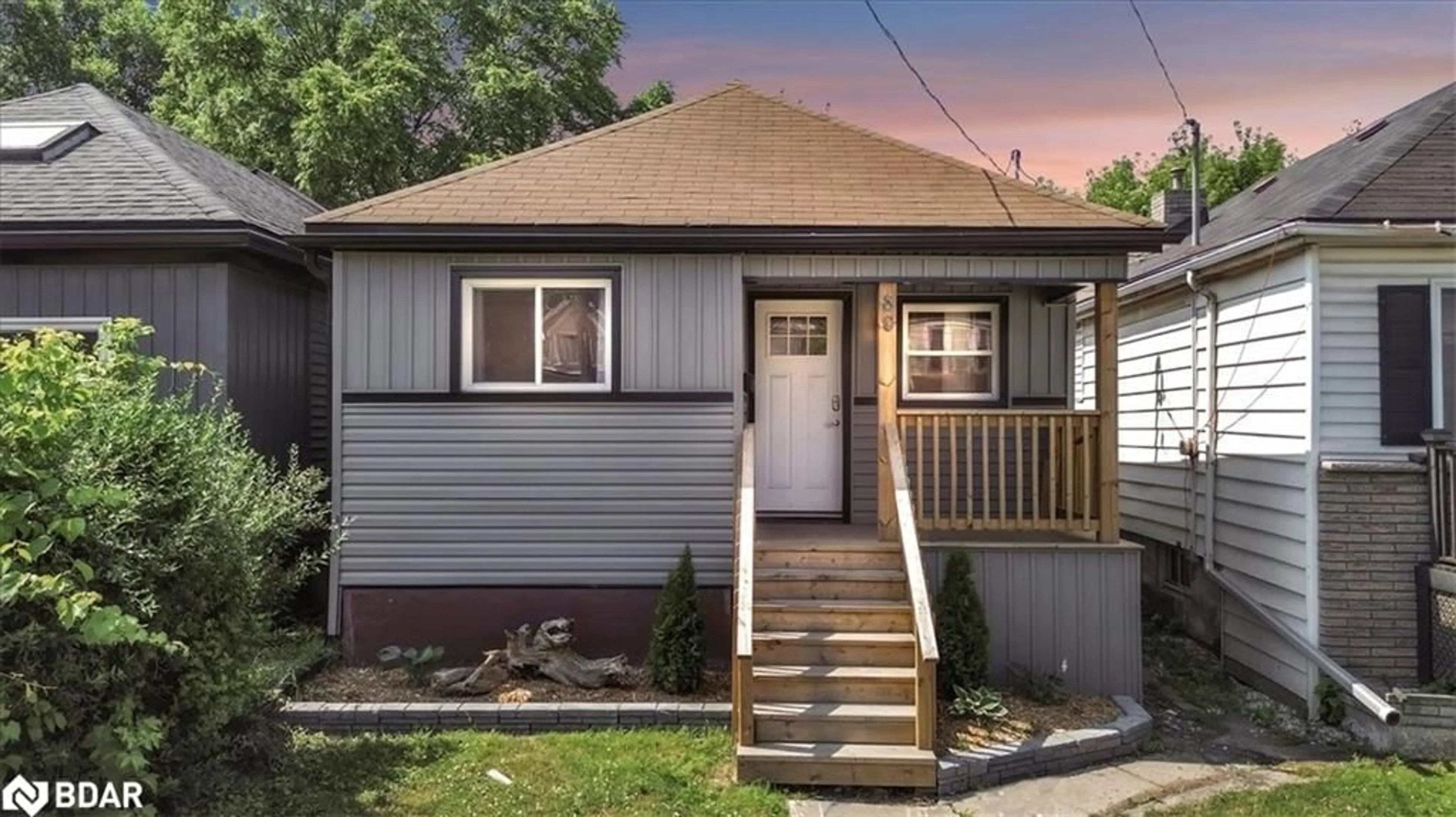 Home with vinyl exterior material, street for 80 Mcanulty Blvd, Hamilton Ontario L8H 3H1