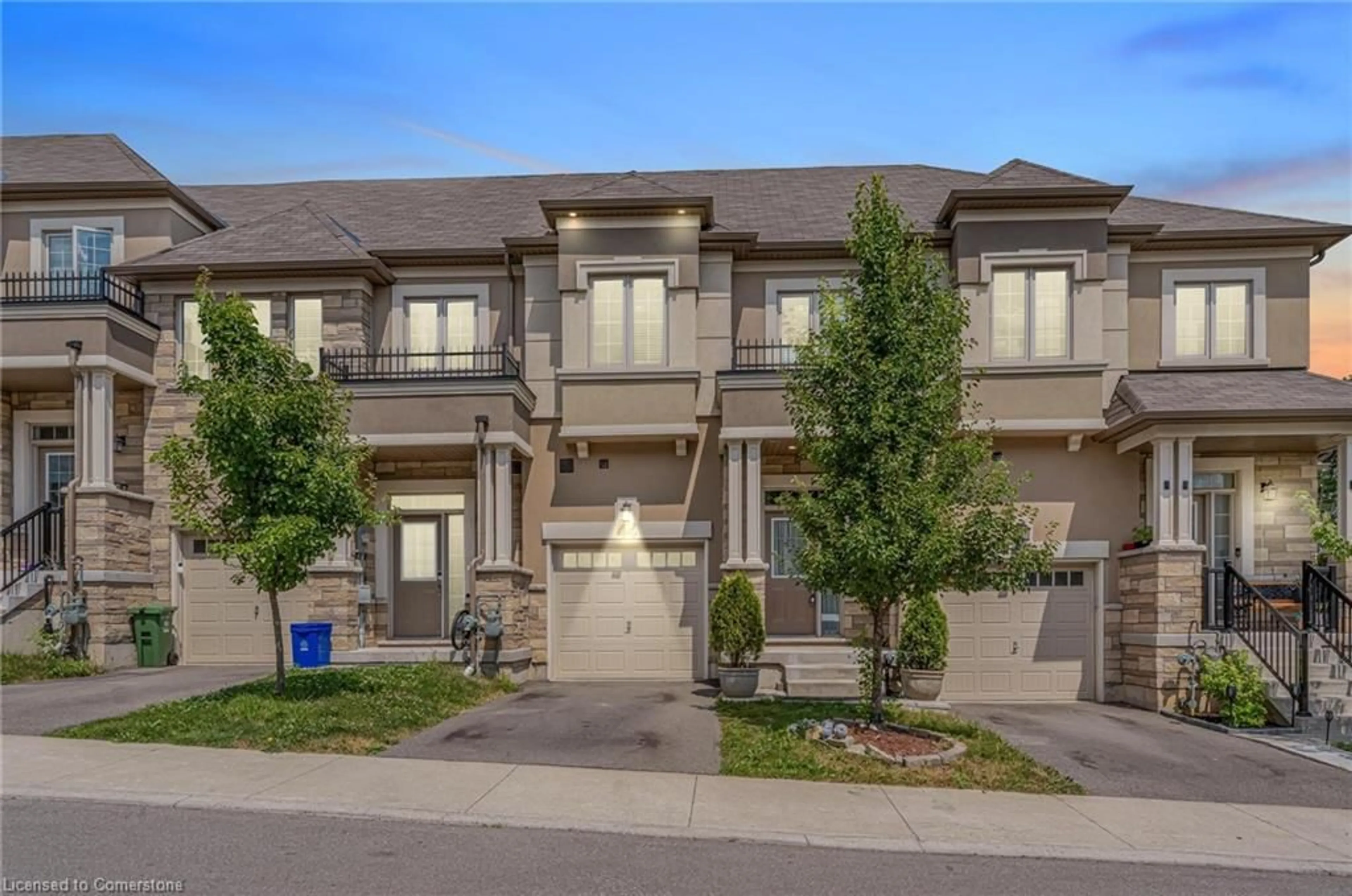 Home with brick exterior material, street for 515 Garner Rd #44, Ancaster Ontario L9G 0H5