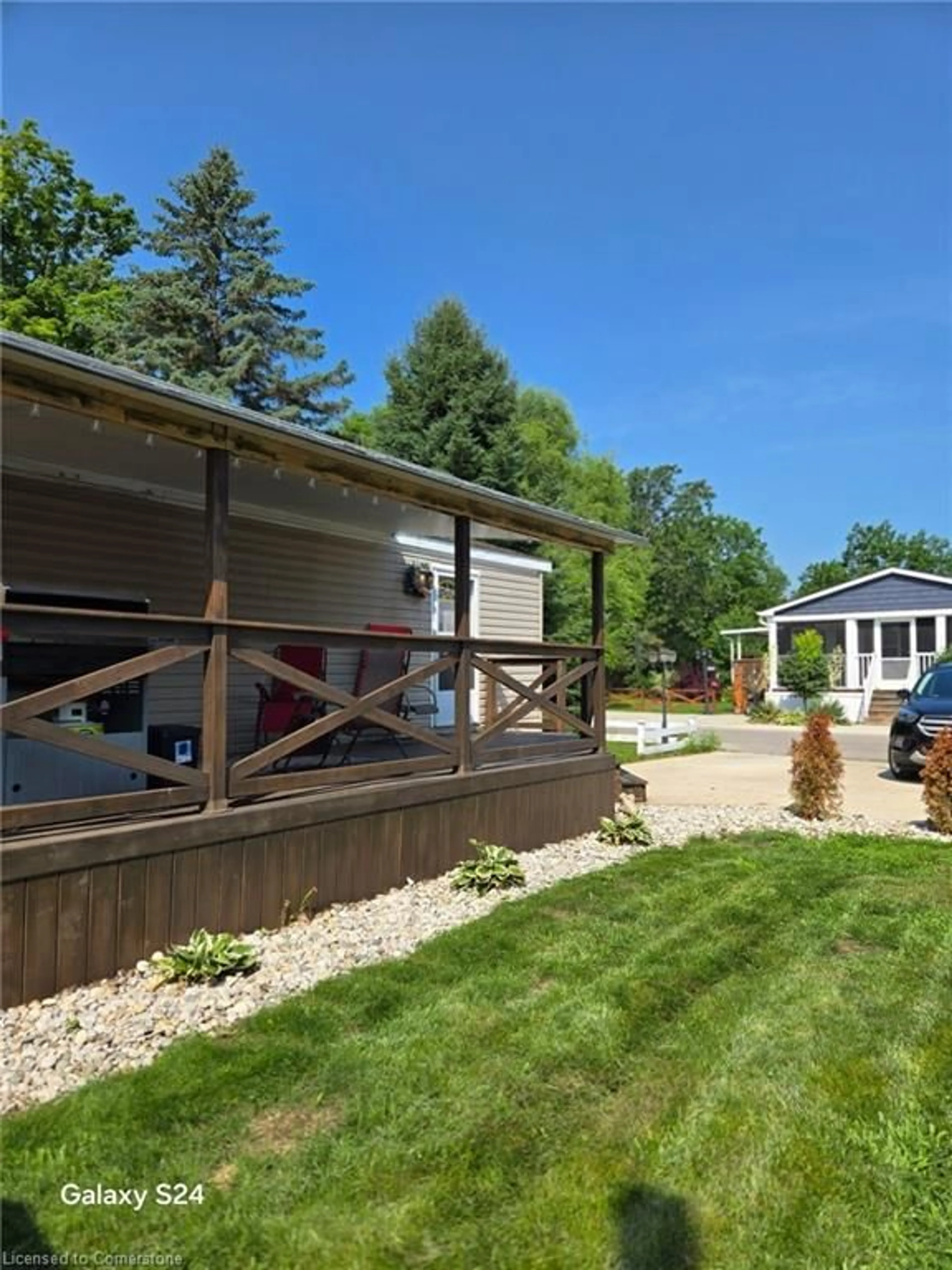 Home with vinyl exterior material, unknown for 4449 Milburough Line, Burlington Ontario L7P 0C5