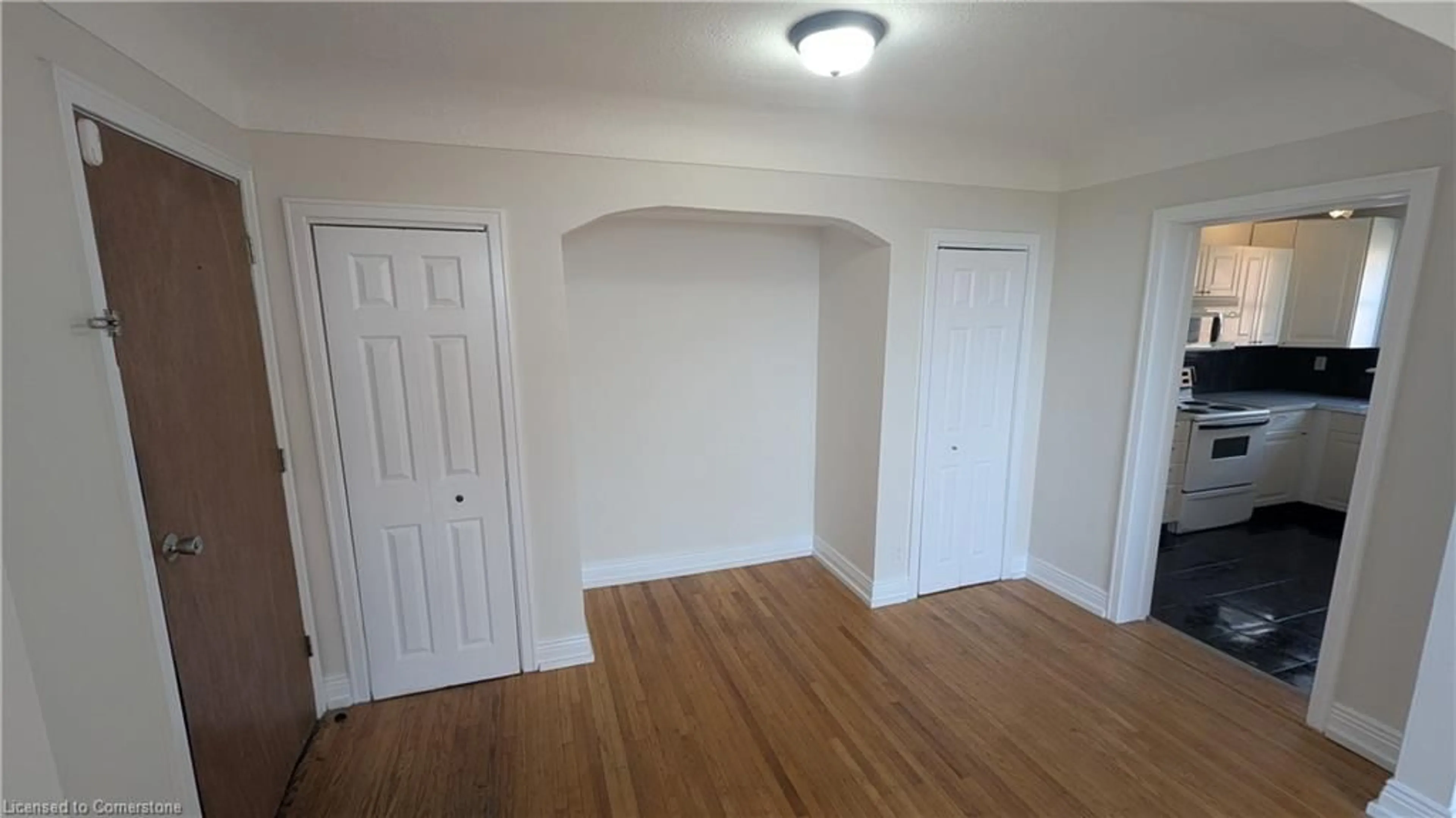 A pic of a room for 5 East 36th St #305C, Hamilton Ontario L8V 3Y6